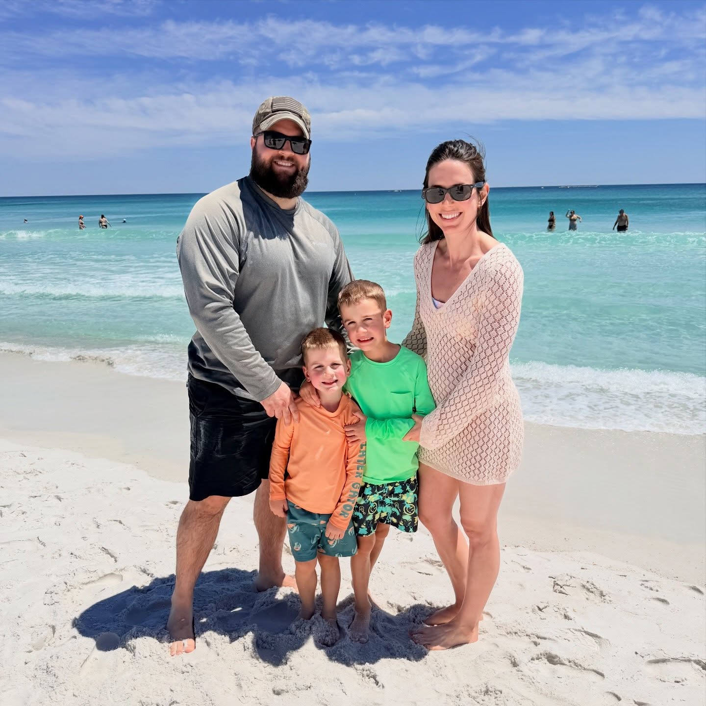 Been a little MIA…swipe 👉🏻
Adding one more beach baby to our family this Christmas…here we go, party of FIVE 🥹🤍👶🏻