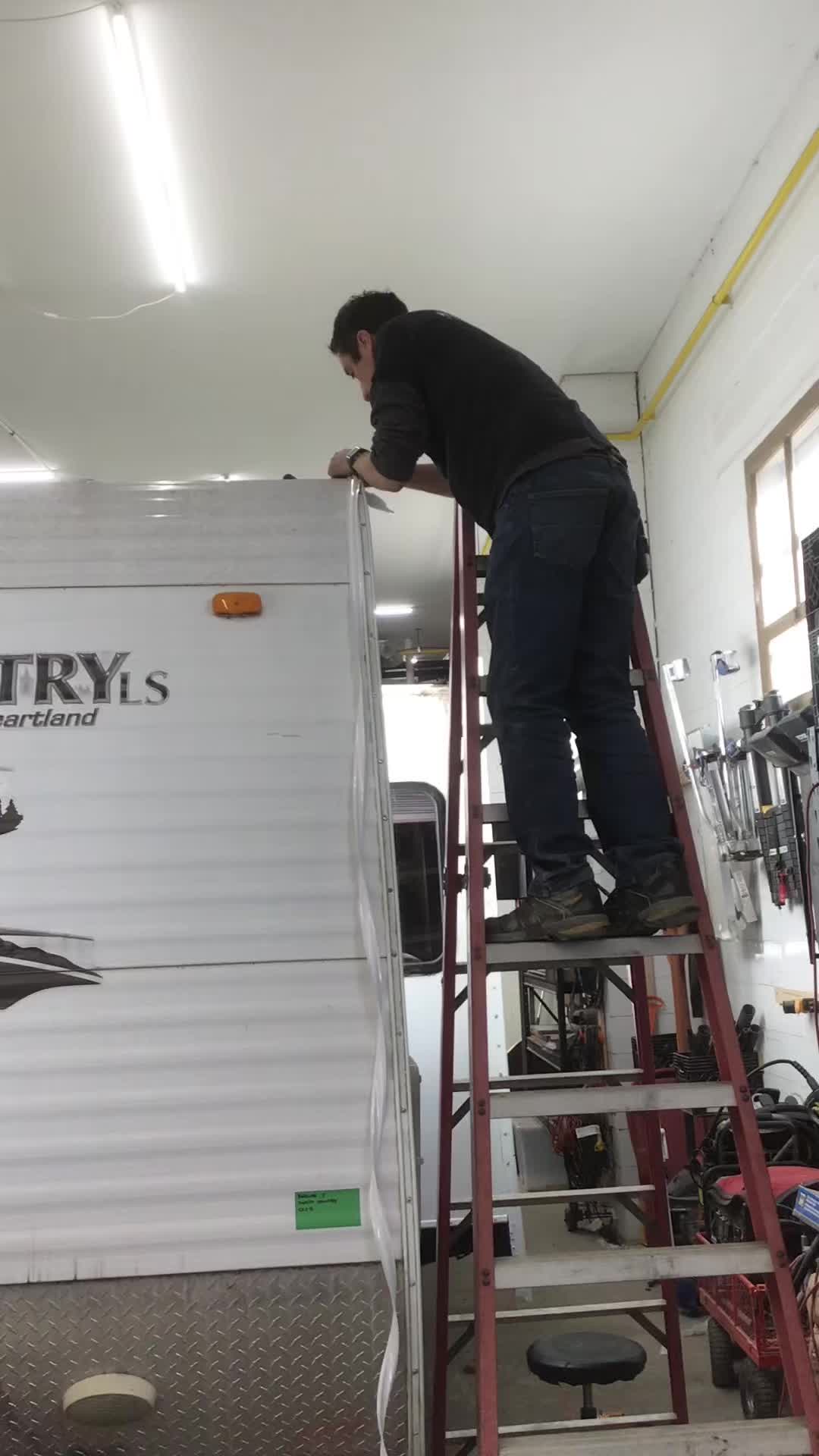 Happy Monday! It’s time to share a little Pro Tip. Watch to see Alain explain how Gerry turned a tedious job into a quick install. From FIGHT to FLOW in secinds!
#revolutiontrailers #rvrepair #protip #rvtiktok #rvlife