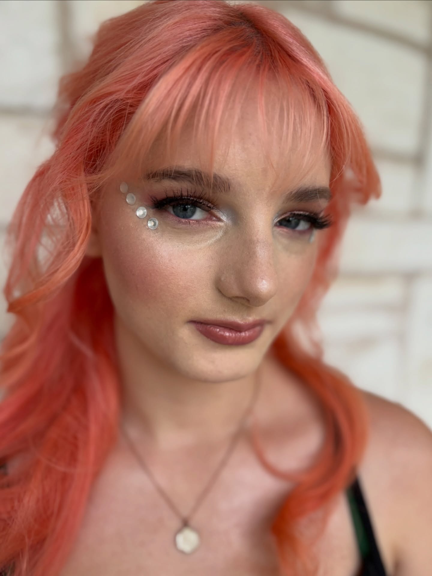 Talk about gorgeous! Our client was definitely show stopping at Prom 😍💗
Getting to be apart of your special moments is what we live for, thank you for choosing Stylin🥰
Make up by Andrea
Hair By Grace
#prommakeup #aveda #stylinsalon #glamsquad #atxsalon