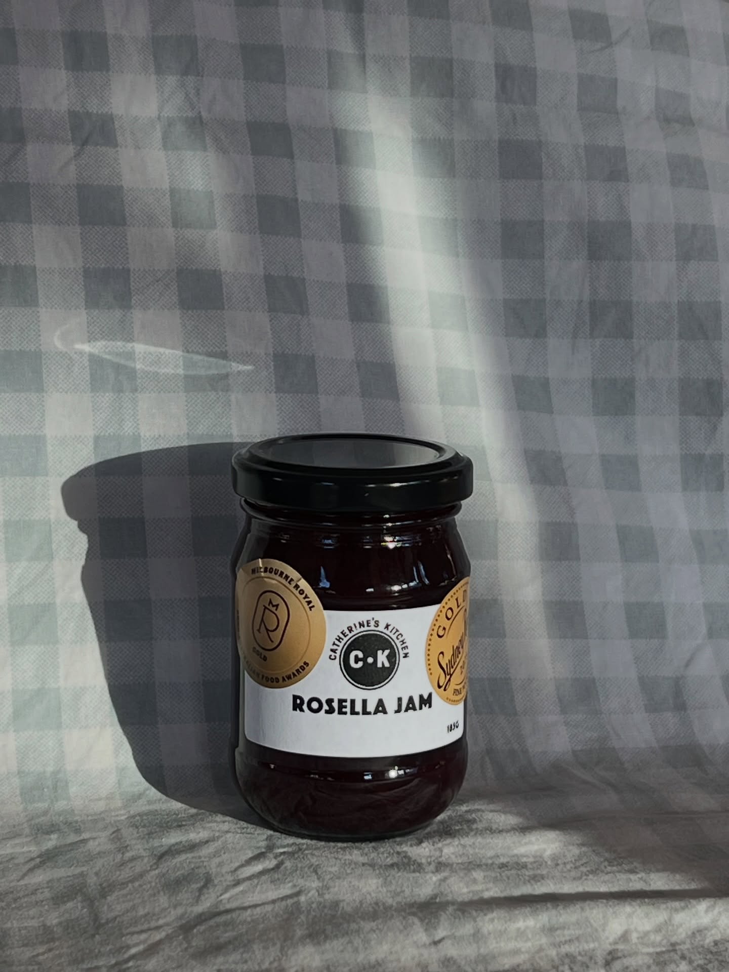 ROSELLA JAM //
Captured in the afternoon light! 😍 we’ve recently changed the sizing of our Rosella Jam - as it’s more of a specialised product, requiring hours of labour to prep the fruit, and availability is sometimes tricky to find!!
We hope you can understand, the new size and price will be reflected on the website from tomorrow 🫶🏼