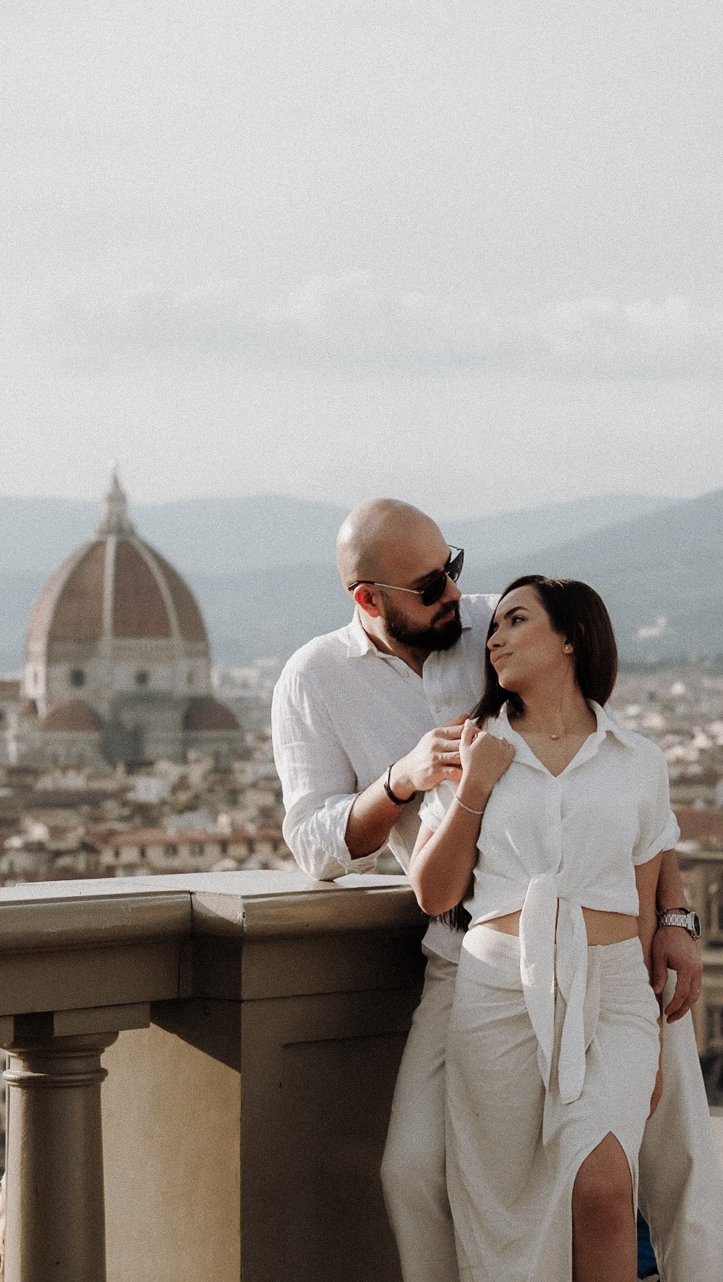 This love story in Italy was so much fun to photograph. Who doesn’t want to take a stroll through the beautiful city of Florence?!