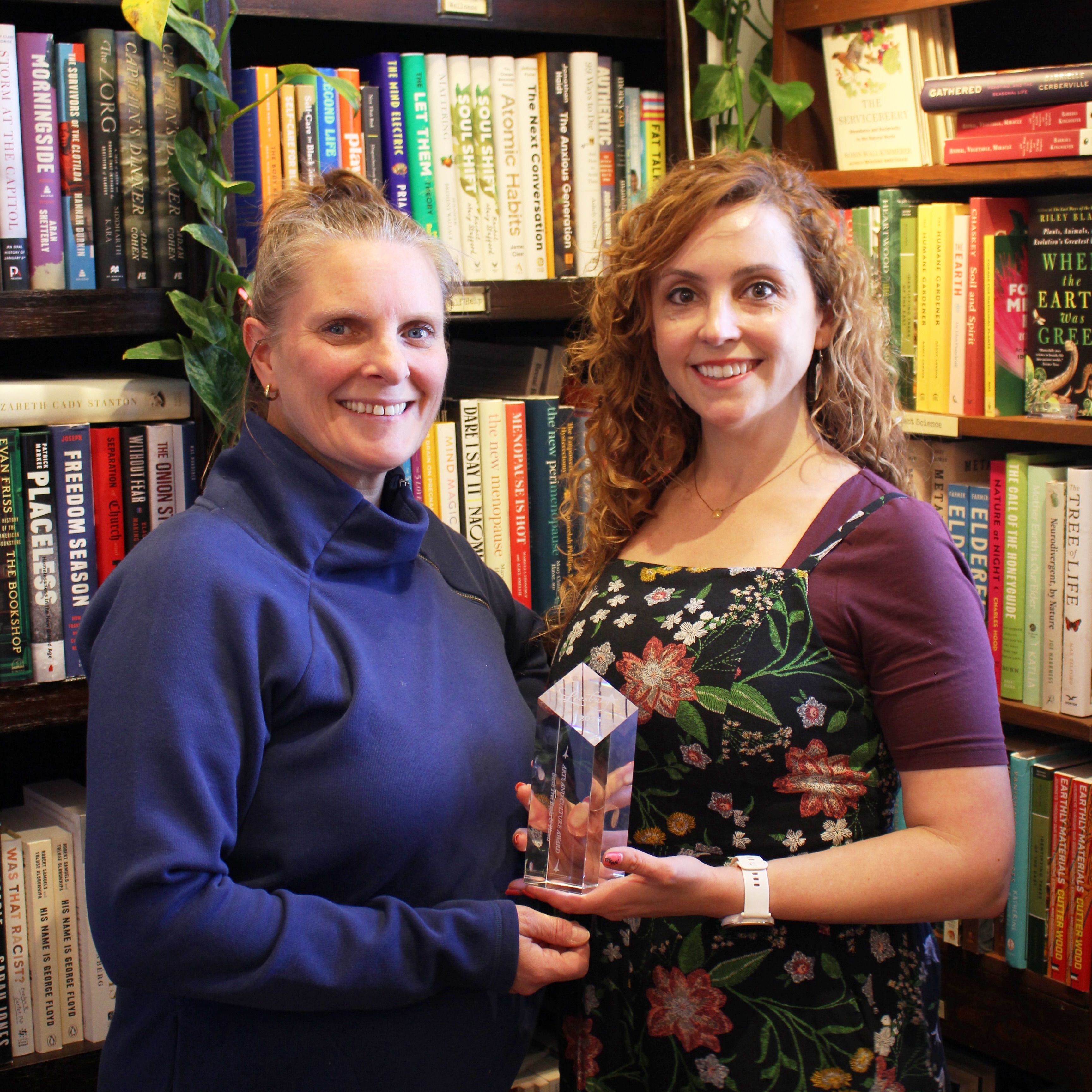 Our little book & plant store received the Arts and Culture Award from the Leesburg Small Business Awards. This award is given to businesses that contribute to or actively support the arts within the Town of Leesburg. We are very honored to receive this award as we have always enjoyed lifting up local artists and community members. Thank you to all our customers, friends, and fellow nominees. We love this town so much. 📚 💗 🪴
@foliageplantshopva
@leesburgeconomicdevelopment
@townofleesburgva