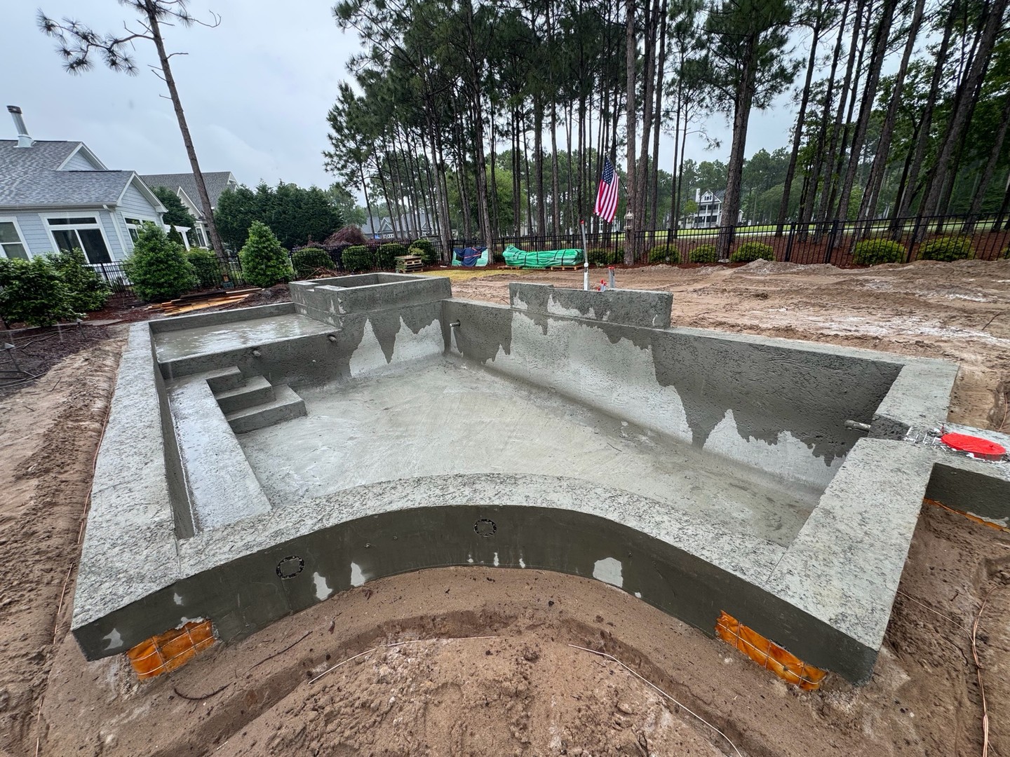 The newest pool in Saint James moving along!🌊
Contact us today to get started:
📱 910-834-4099
🌐https://zurl.co/pStma
#pools #wilmingtonpools #southportpools #stjamespools #poolvibes #outdoorliving #design #create #custompools #pooldesigner
#fireandwater #luxurybackyards