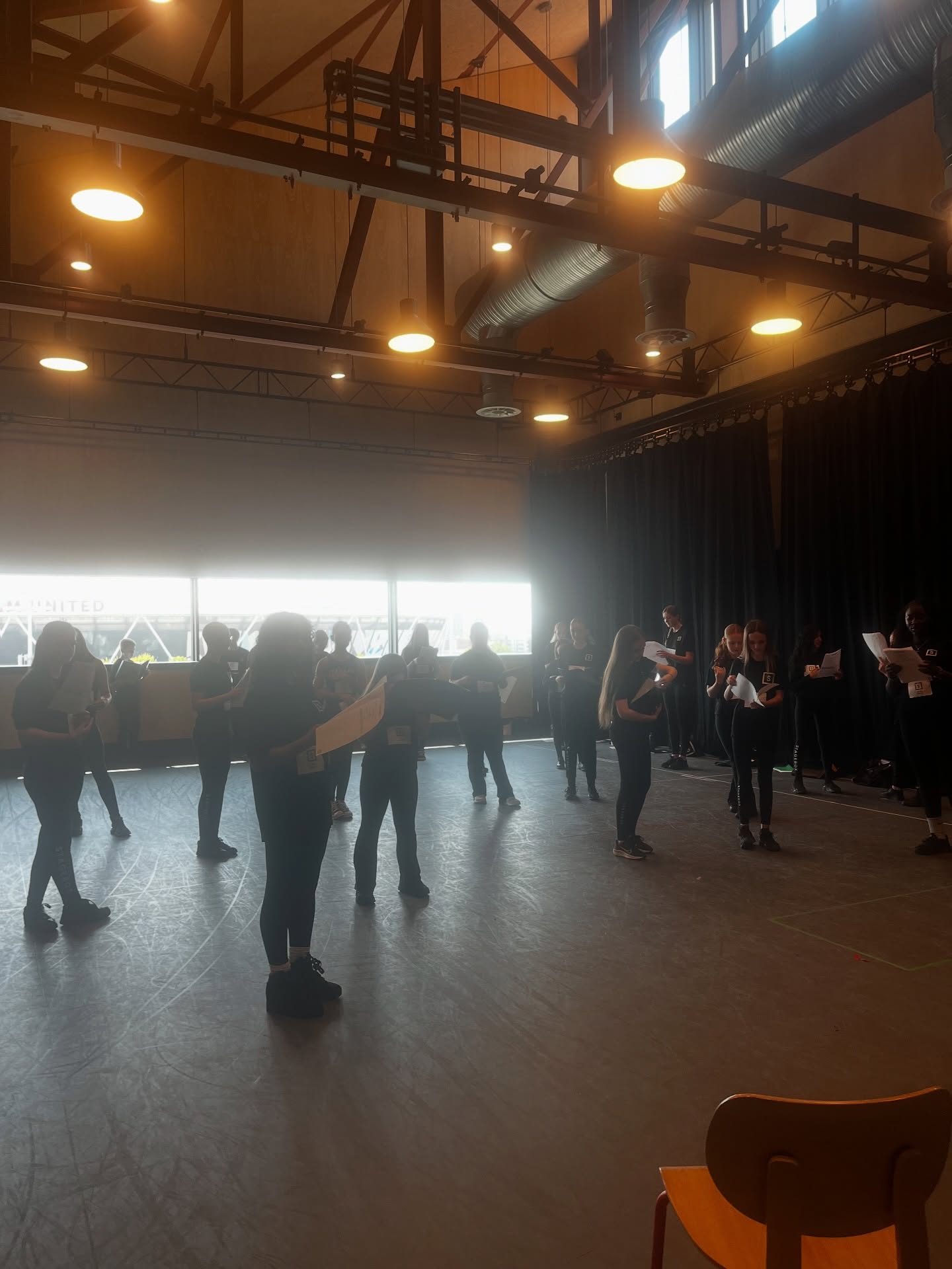 A quick glimpse of the dialect work in action yesterday. @sadlerswells_east @stageboxkids
Our children not only learn a plethora of industry required accents but they learn valuable life skills too:
🌟How to speak well.
🌟How to communicate effectively.
🌟How to gain self awareness and confidence
#dialect #voicecoaching #lifeskillsforkids #communication
