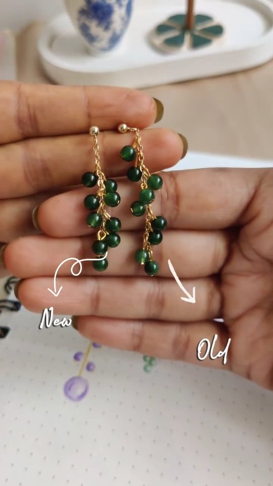 Day 6 of making Energy Jewelry till I reach 10000 followers. Today I am re-making my previous design as i was not satisfied with it. You know , it's a Jewelry designer thing. If you don't like it you don't like it.
Tell me with one did you like better