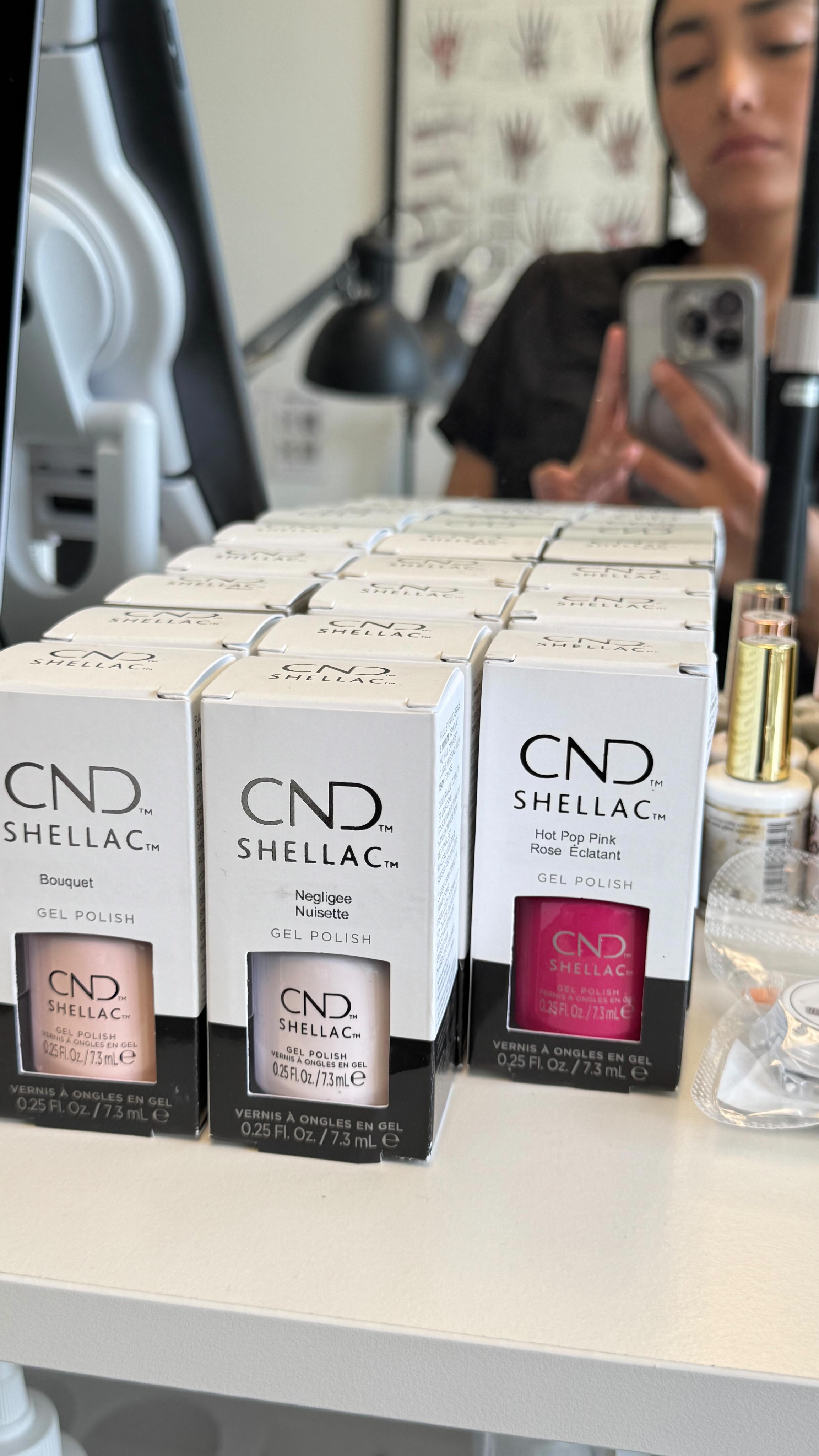 My baby approves of the new @dazzle_dry lacquers @cndworld + @nailthoughts gel polishes that have arrived!
@footlogix products are on the way! I’ll be reaching out to clients directly to schedule pick ups. Thanks y’all 💗
#jessicurednails #berkeleynailtech #oaklandnailtech #berkeleynails #drypedicure