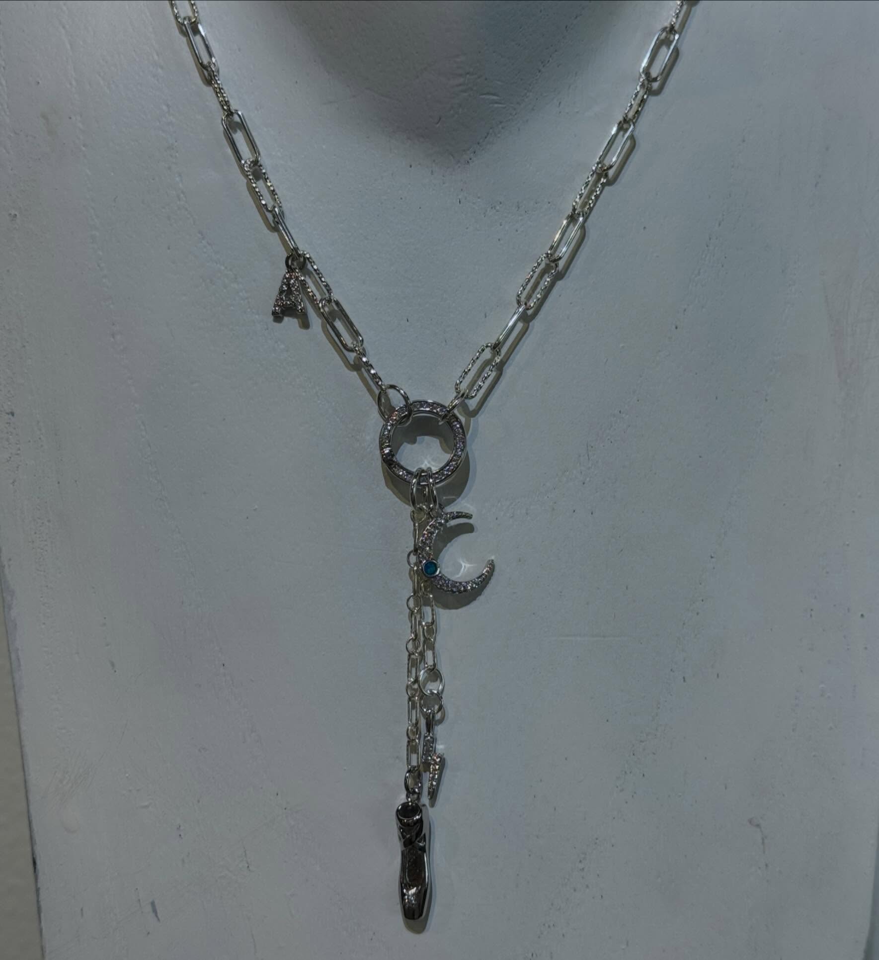 donβt forget about mom! shop today and tomorrow for a special gift made with loveππ©Άπ«ΆπΌ #beadlounge #handmade #mothersday #necklace #smallbusinesslove