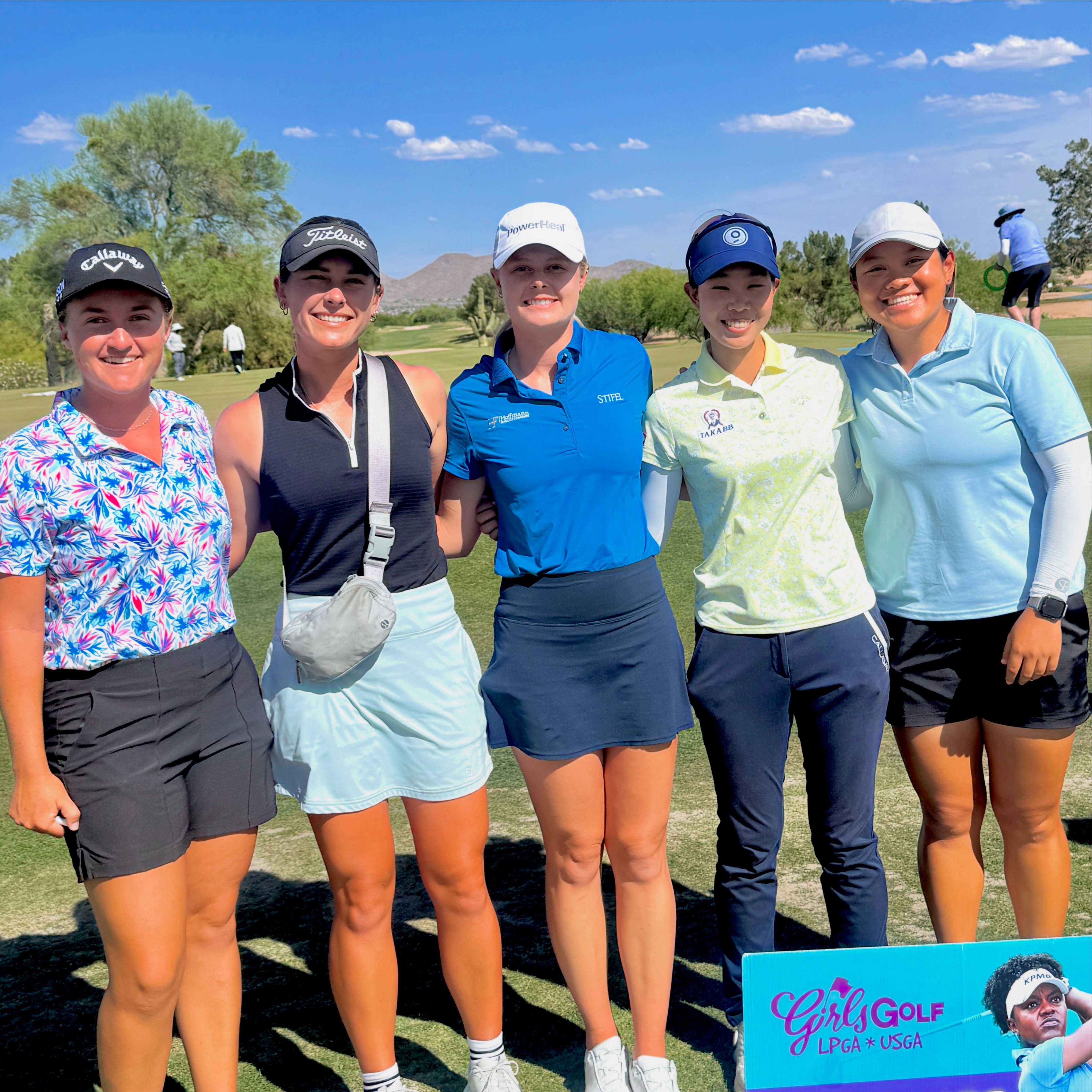 FIVE amazing @epsontour pros joined us for “Junior Crew Day” at the @carlisleclassic at @tpcscottsdale 👏🏻👏🏻👏🏻👏🏻👏🏻 How lucky are we??!!
Thank you so much @annabellepancakewebb @alexispha @brooke.biermann @laurenclarkgolf @arpocholcheva for your time, support, & energy with the kiddos!!!! We are cheering for you! The future of the @lpga_tour is BRIGH!!!!!!
Thank you EPSON tour for opening the doors for the future of golf! Thank you @carlislecompaniesinc & @daphnesheadcovers for sponsoring this special practice with the pros!
@girlsgolf