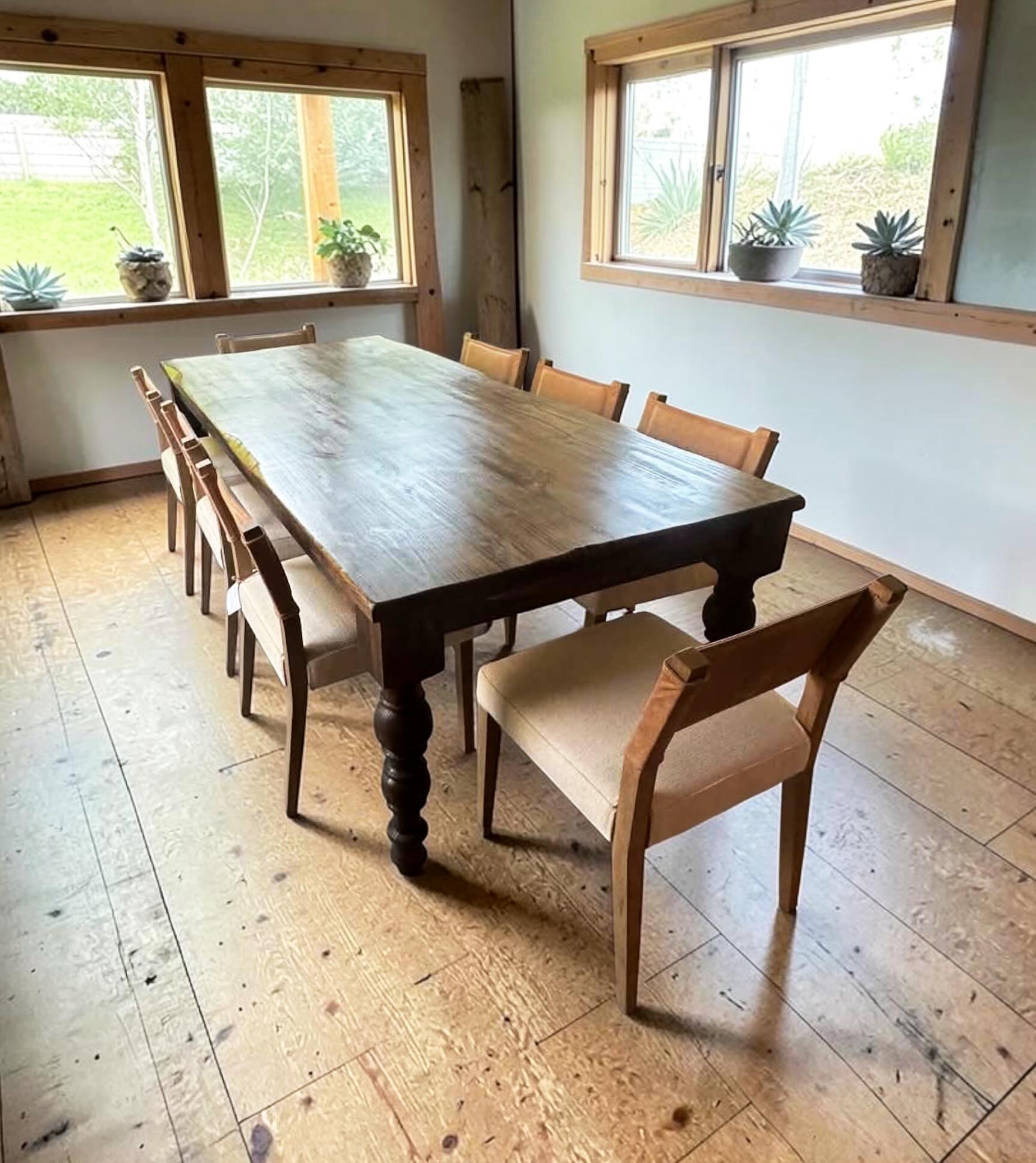 Modern Chunky Turned Leg Table - Faux Live Edge 😍