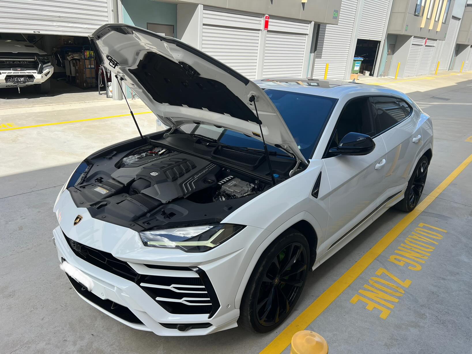 Lithiumax RESTART10 drops into the Lamborghini Urus effortlessly. Max performance for your high performance SUV 👌😎👍 #lamborghini #lamborghiniurus #lithiumax #lithiumaxbattery #lithiumaxbatteries