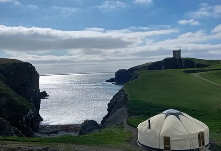 There is still time to join Rebecca on her incredible retreat in the Shetland Islands next month! 💙
VAILA YOGA RETREAT
with Rebecca Oura
Shetland Islands - Scotland
4th - 9th June 2026
Vaila is a truly magical location to retreat to.
It is an opportunity to ground, to breathe, to experience true quiet at the ends of the earth.
See our website for more details. Only one space left!