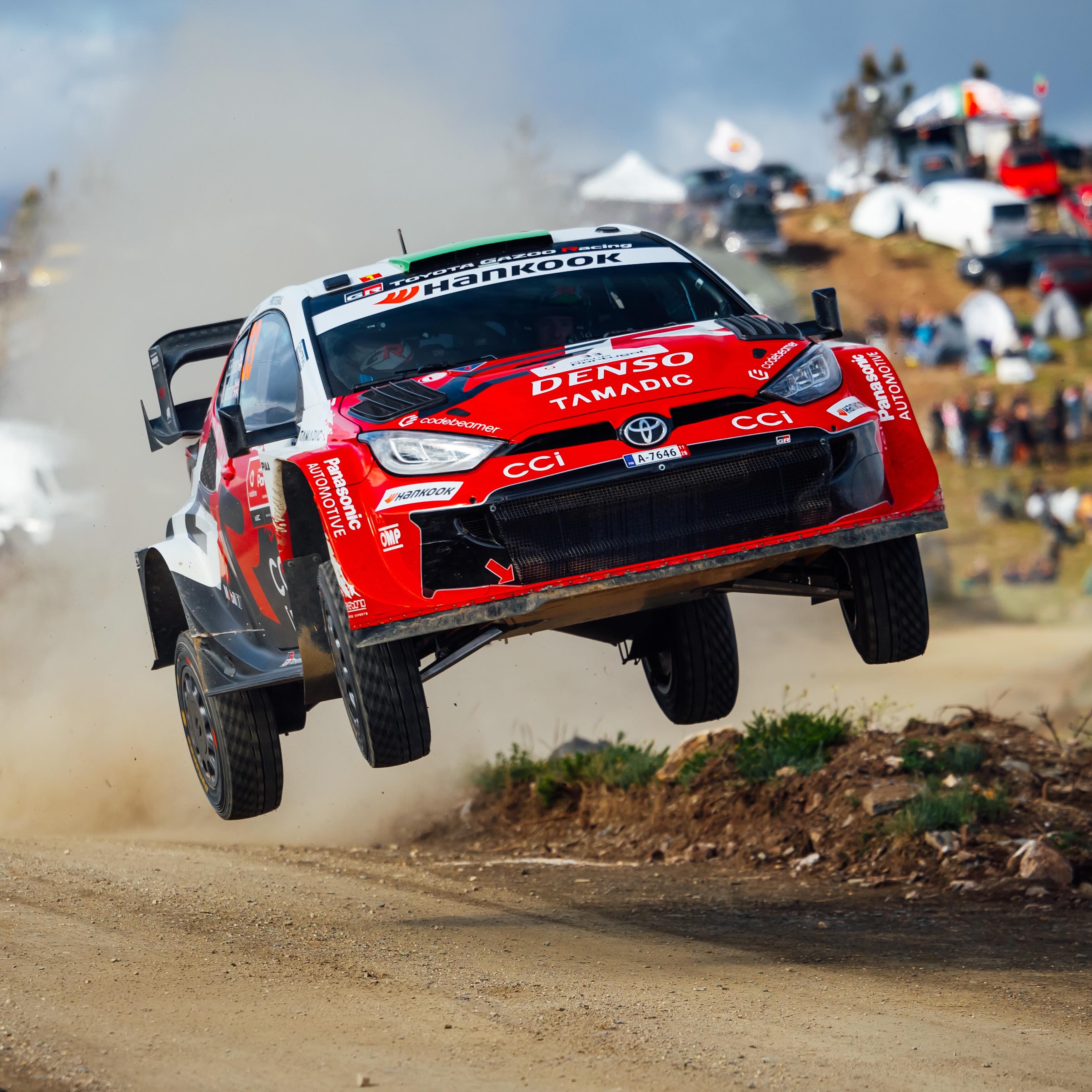 Friday so far 🇵🇹
The road order has had a different effect across the stages, but overall it’s been an ok run.
We’re not too far away, so let’s see how the afternoon goes. The target is to stay within reach tonight and see what tomorrow brings 👌🏼
#EE33 #RallydePortugal #ToyotaGAZOORacing
