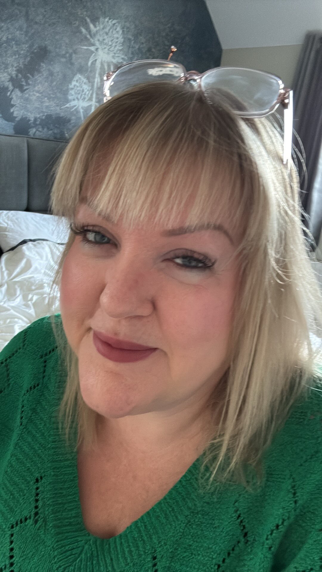 #asmr #bristol #spadayvlog #spaday #headmassage
MY review on The ASMR wellness clinic at The Treatment Rooms in Chewmagna Bristol.
Amazing experience, literally felt my brain tingle. Gorgeous location, beautiful building,
Grace was very professional and attentive. I felt so relaxed afterwards, body and mind.
@theasmrwellnessclinic