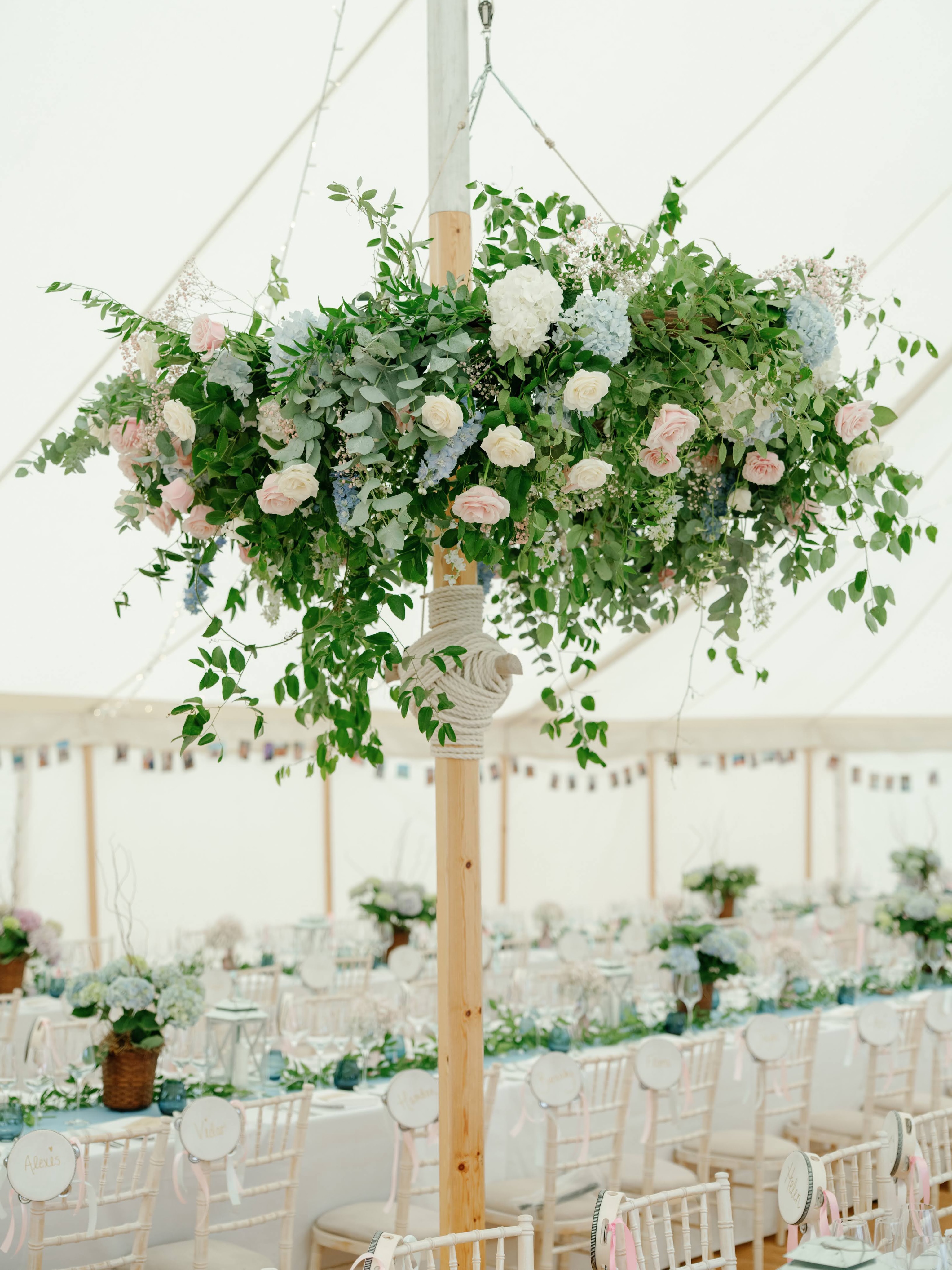 A vision of timeless white with a hint of pastel perfection.
Soft touches of colour layered through the marquee interior, while the breathtaking floral ring around the king pole creates the ultimate wow factor.
Proof that sometimes less truly is more; elegant, refined and effortlessly unforgettable!
Photographer - @tobiahtayophotography
Florist - @tinekefloral @riverbank_floristry
#greenfarmmarquees #itsawills