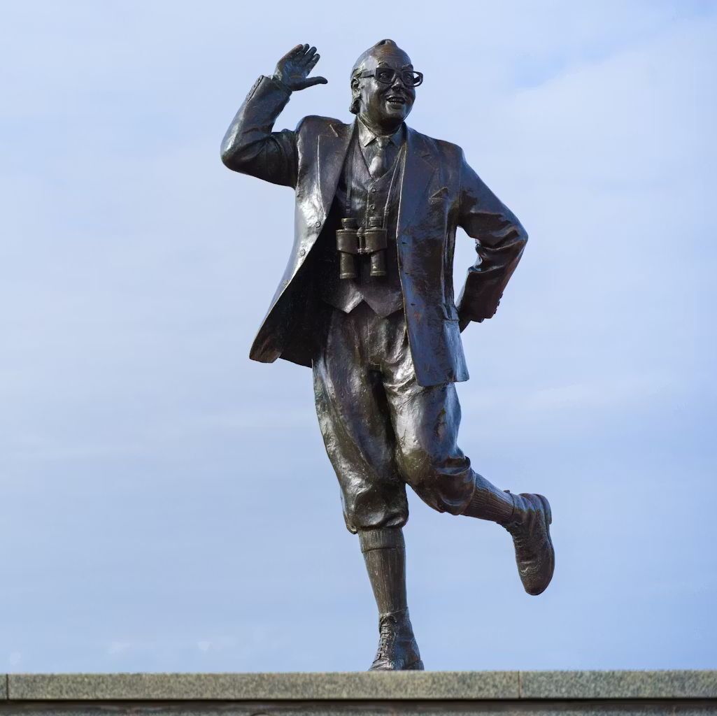 Remembering Eric Morecambe on what would have been his 100th birthday!
AB Fine Art were proud to cast this sculpture for Graham Ibbeson, celebrating one of Britain’s most loved entertainers.
@grahamibbeson_art
#abfineartfoundry #abfineart #art
#sculpturecasting #fineartfoundry
#bronzefoundry #bronzecasting
#sculpture #madeinlondon
#bronze #casting
#foundry #london
#fineart