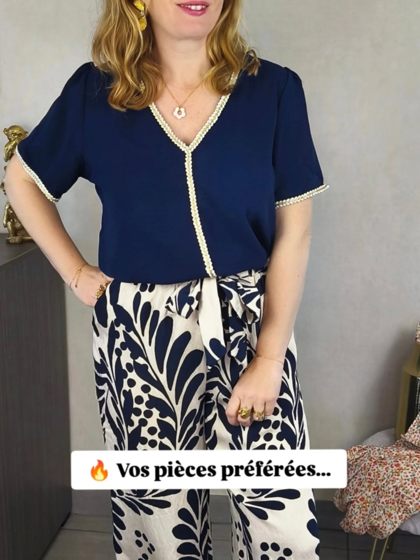 🔥 Vos pièces préférées partent à une vitesse…
Clairement… certaines pièces de la collection ont volé la vedette 😍✨
Vous les avez adorées, essayées, adoptées… et honnêtement on comprend pourquoi 😏💖
Des coupes qui mettent en valeur, des matières agréables à porter et ce petit effet “wahou” quand tu te regardes dans le miroir 💃
⚠️ Et entre nous… plusieurs modèles commencent déjà à manquer dans certaines tailles 👀
Alors si tu avais repéré une pépite…
c’est peut-être le moment de ne plus trop hésiter 😅🔥
.
.
Dis-moi en commentaire :
👉 quelle est TA pièce préférée de la collection ? 😍
.
.
.
#nouvellecollection #modefemme #lookfeminin #shoppingaddict #tenuefemme