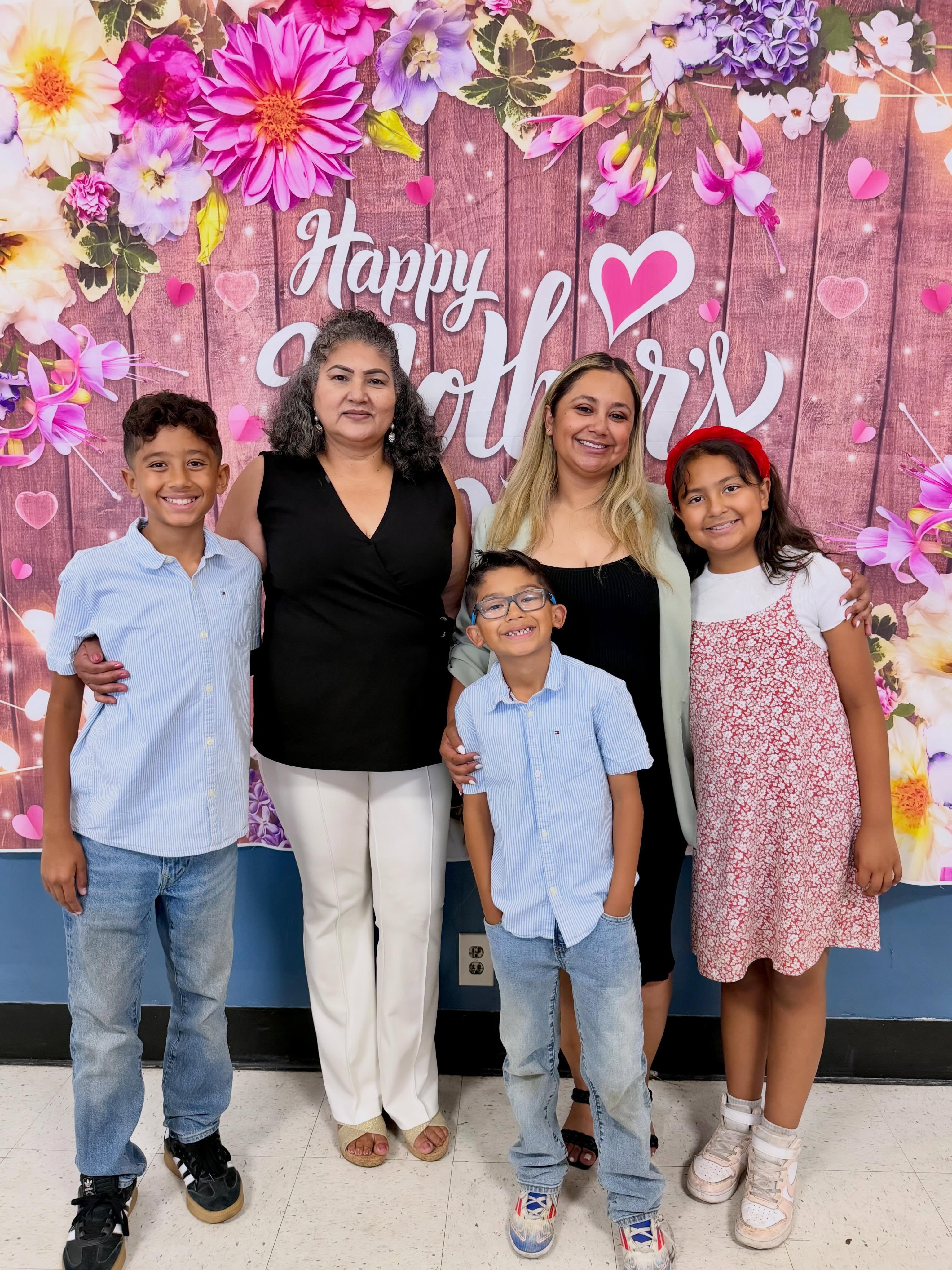 Kicking off ABC countdown with “Afternoon Tea with Mom.” 👒💐🥐☕️🫖🍰🌸🌼 Celebrating our mothers, grandmothers, aunts, and all important female figures in our lives this coming Mother’s Day. 🙌🏼💓
#stemydiuscatholicschool #jaguarstrong #abccountdowntosummer #afternoonteawithmom #mothersday
