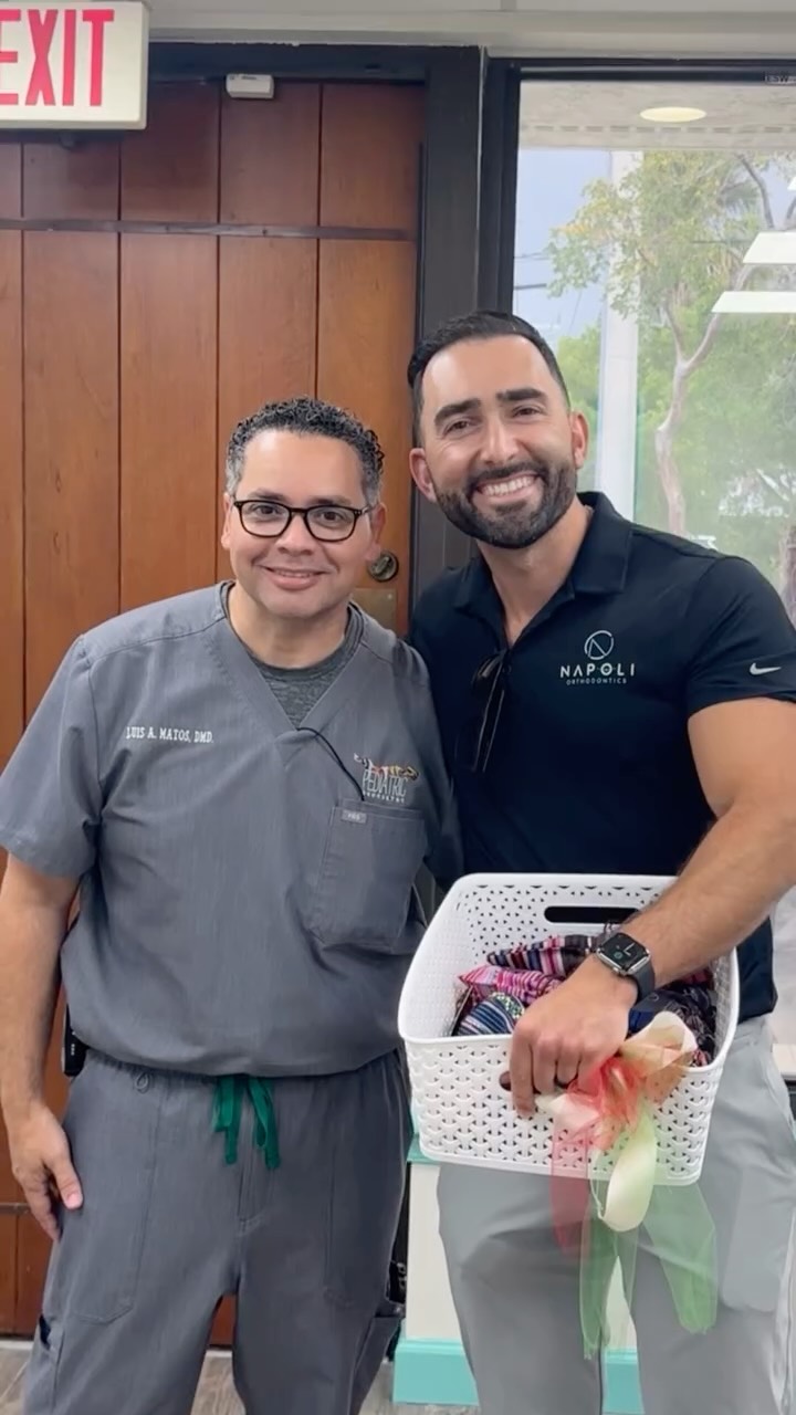 It’s always a pleasure to see our neighboring orthodontist @napoliortho ! ✨🦷
#stuartpediatricdentistry #healthysmiles #napoli #stuartfl