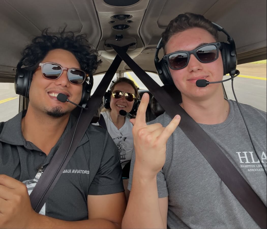 Maui views hit different from the left seat 👀 Visiting pilots welcomed! DM to get checked out. #mauiaviators #idratherbeflying #pilots #checkout #fyp