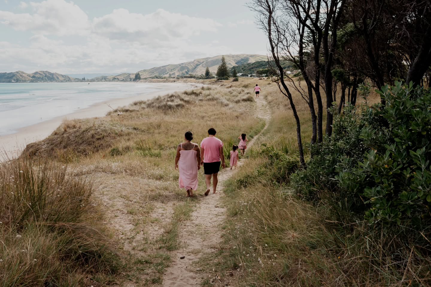 Ātaahua whānau 🩷 What a dream it was 🙌🏼
-
-
-
#lifeisaspecialoccasion
#tiffanymorganphoto #mauicouplesphotographer #hawaiiweddingphotographer #gisbornefamilyphotographer