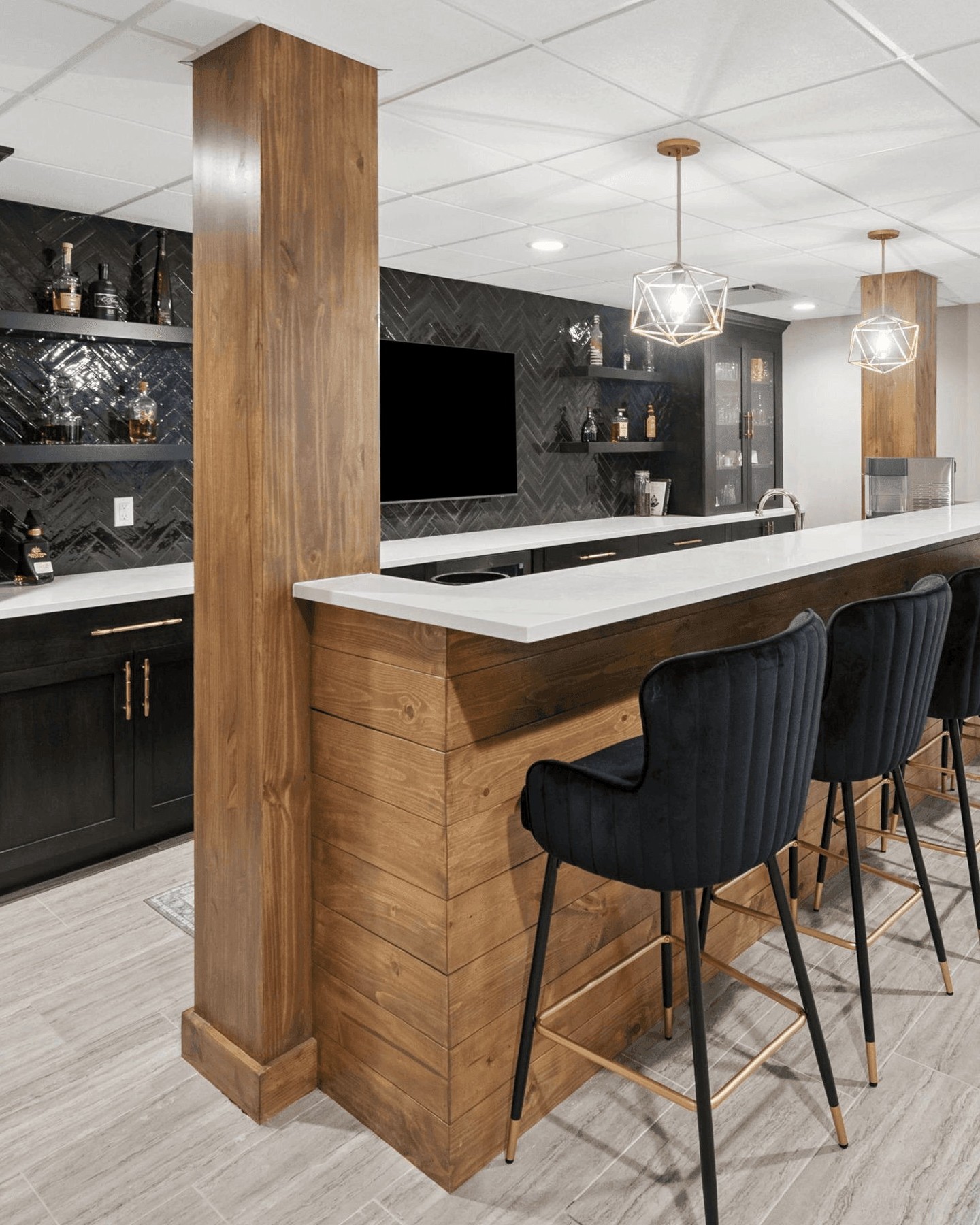This is not your average basement bar. 🍸
Room for a crowd.
Details that matter.
A layout built for entertaining.
Every inch of this space was designed for hosting, lingering, and making memories long after the last drink is poured.
Because the best rooms in a home are the ones everyone gravitates toward. 🥂
#BarInspiration #MichiganInteriorDesigner #AdamoConstructionDesign #LakeOrionMI