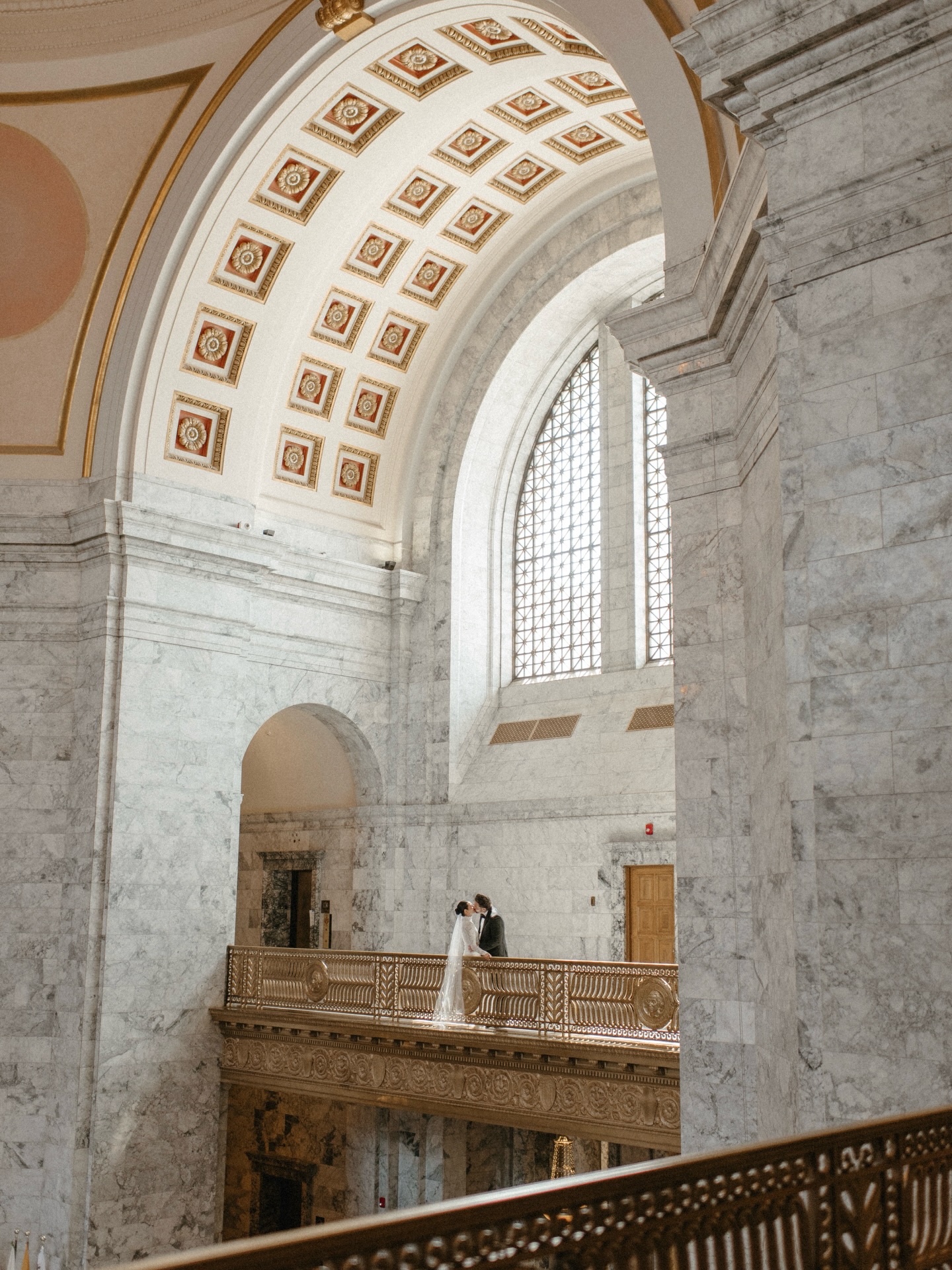 Ooo la la there are so many photos I want to share, but for now, just a glimpse of this beautiful elopement
🤍 sneak peek for A&R
#washingtonelopement #capitolbuildingelopement #washingtonelopementphotographer #elegantelopement