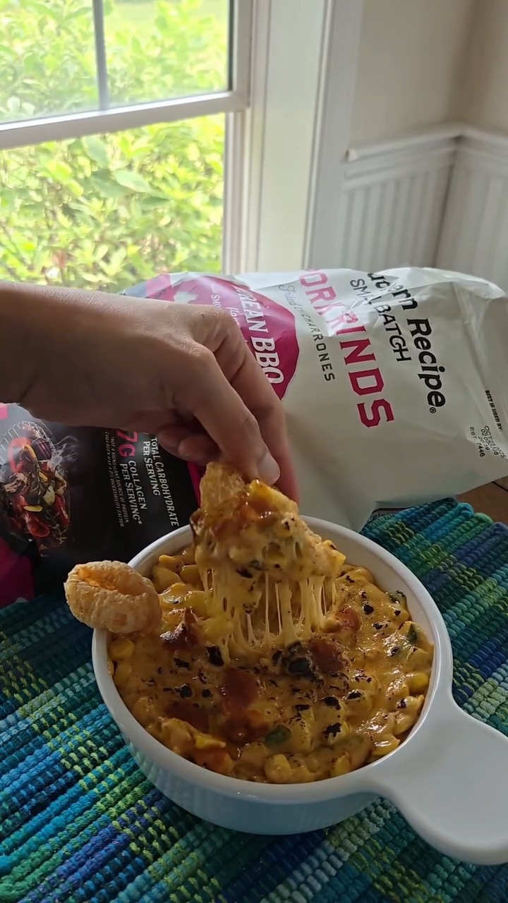 Don't rind if we do. 🤤
Check out this homemade dip by our friend @allidoiseatandeat. 10/10 🙂↕️👏