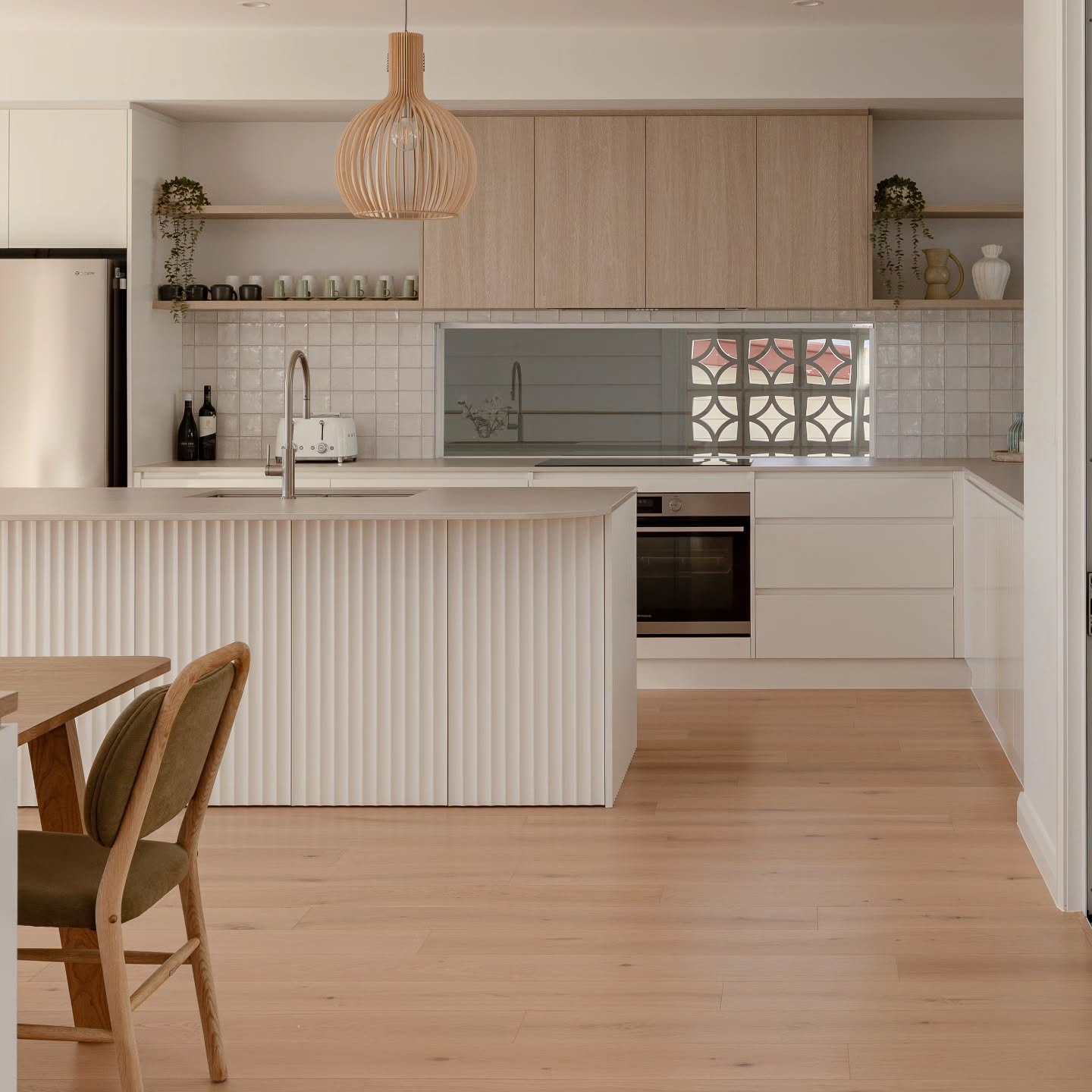 Light, bright, and effortlessly coastal
.
▪️ Colour: Raw Oak
▪️ Collection: 15mm Engineered Oak
▪️ Size: 1900mm x 190mm x 15mm
▪️ Install: Glue-down system
▪️ Supply & Install: @imperialflooringaustralia
▪️ Project: Olympic Blvd
▪️ Location: Port Kembla Beach
.
Crafted for warmth, durability, and that timeless natural finish 🤍
.
www.imperialflooringaustralia.com.au
📱 1300 676 176
📧 info@imperialflooringaustralia.com.au
📍 HQ + Showroom: 1 Kennedy Ave, Yallah NSW
📍 Distribution: Sydney | Wollongong | Melbourne