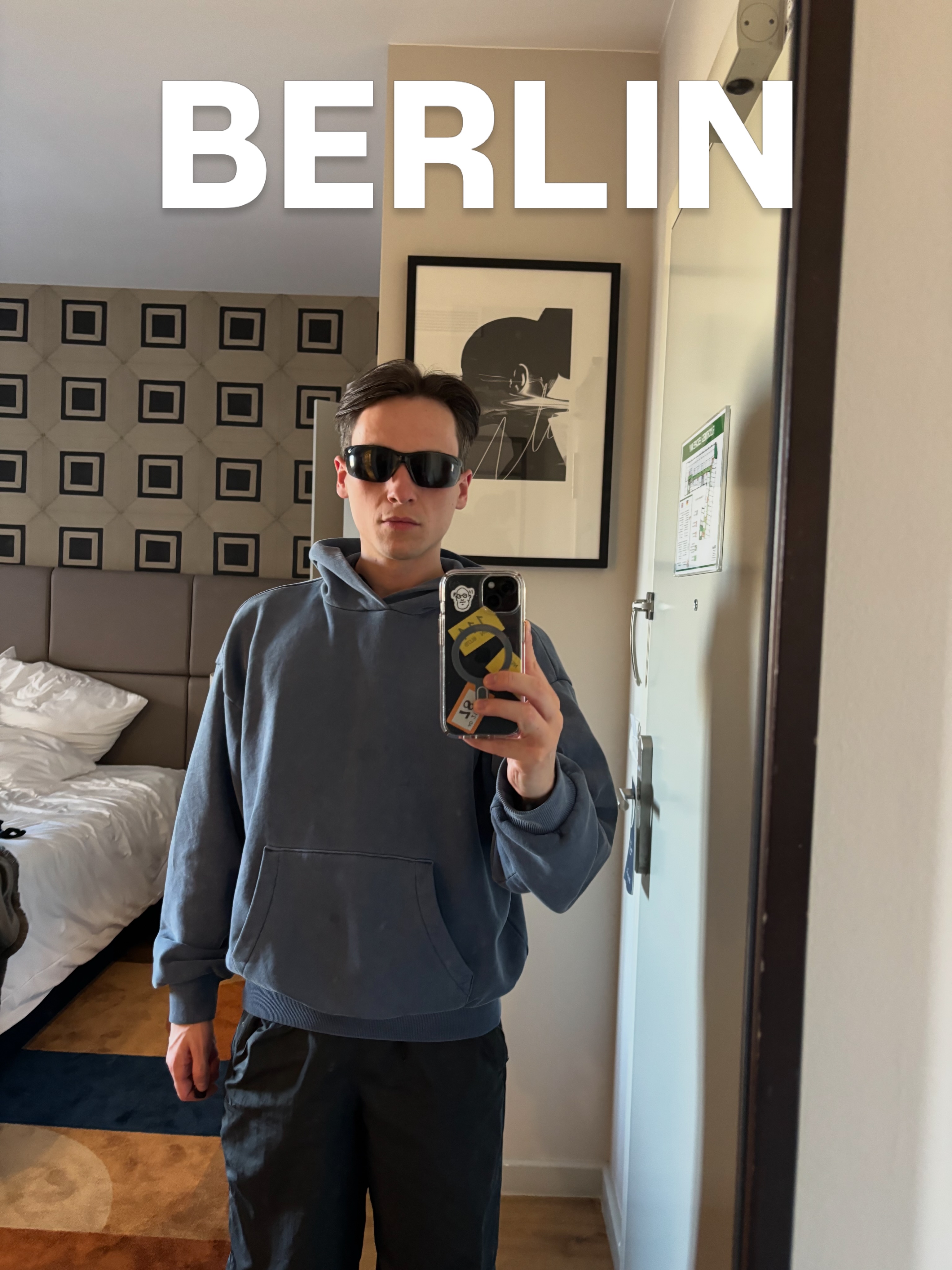 sunglasses stay ON this tour
