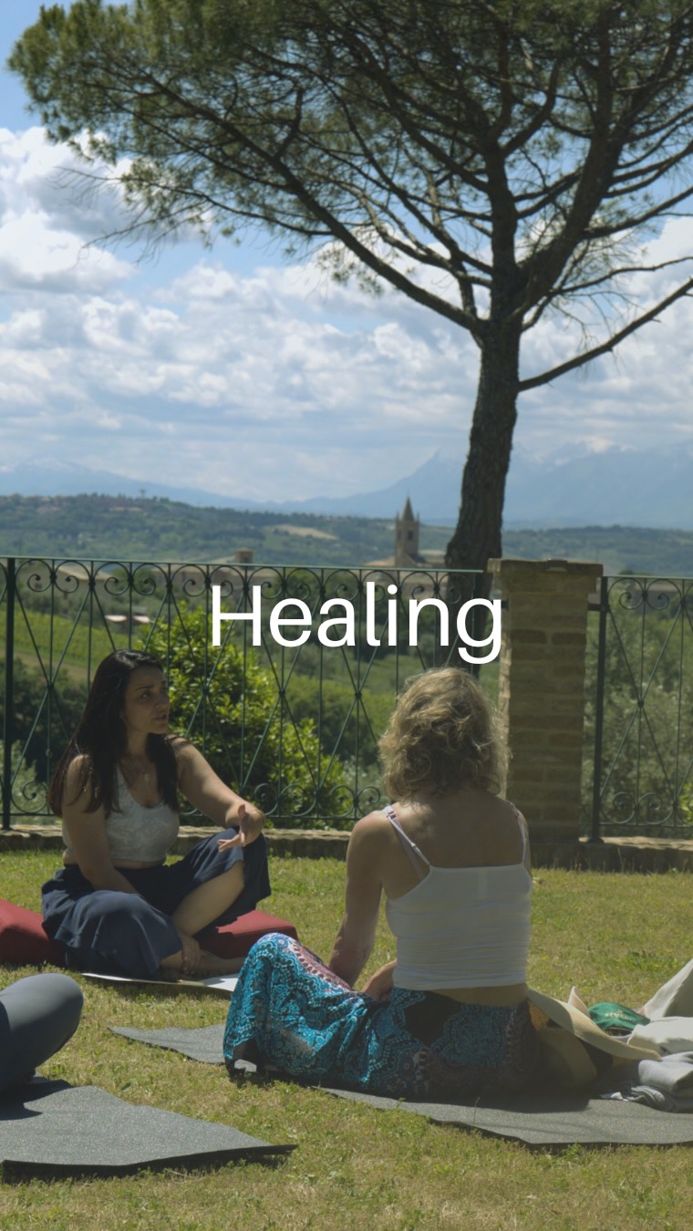 A year ago I was in Italy with @remedi_retreats leading a memorable retreat and facilitating breathwork under the most beautiful sky.
Breathwork heals because the answers were always in the exhale.
Some moments you never forget. 🤍
To find out more about retreats or breathwork - follow.
To attend a breathwork class in London - DM.
#throwback #breathwork #retreat