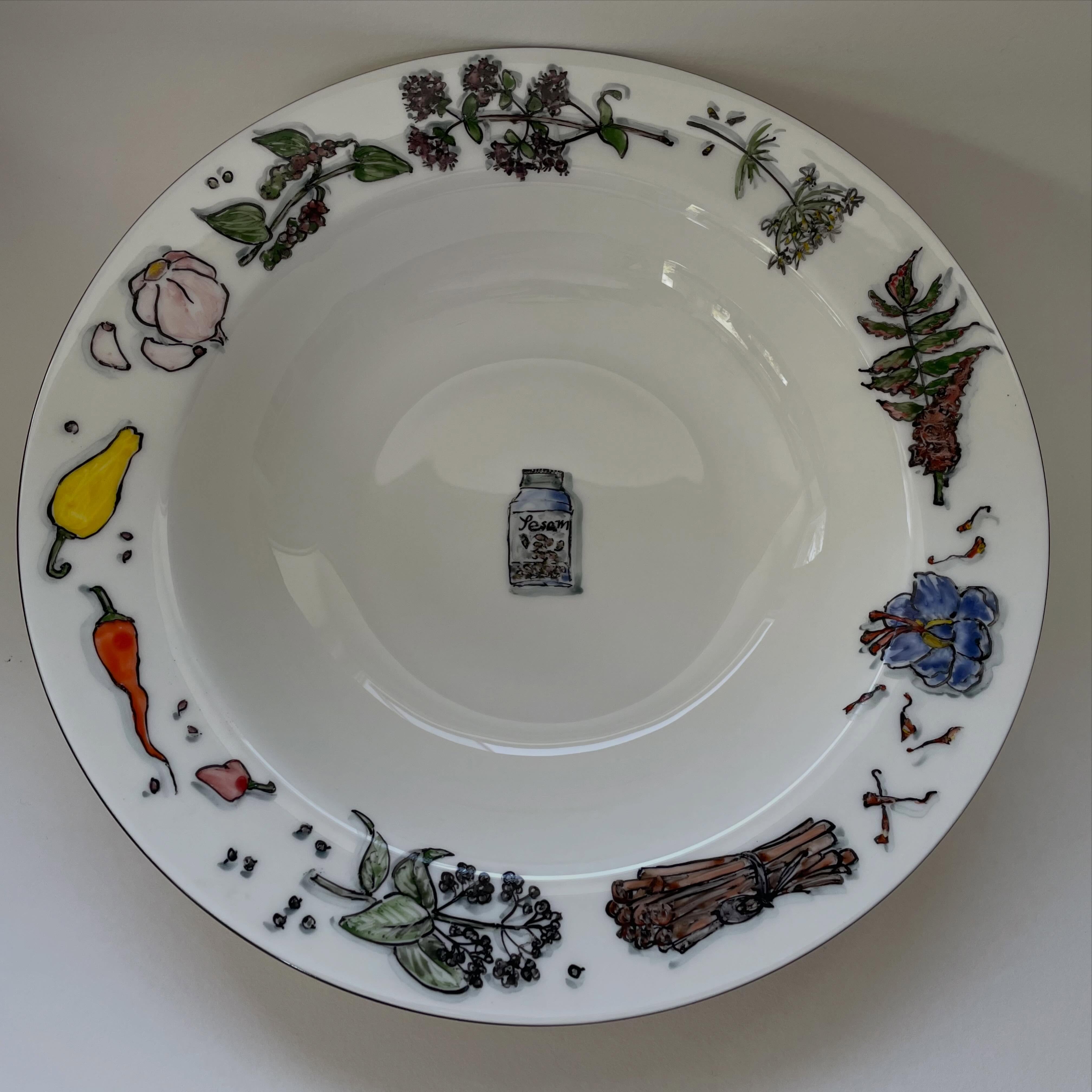 Spicy, Herby Pasta Bowl.
#handpainted #toorder #finebonechina #porcelain #food