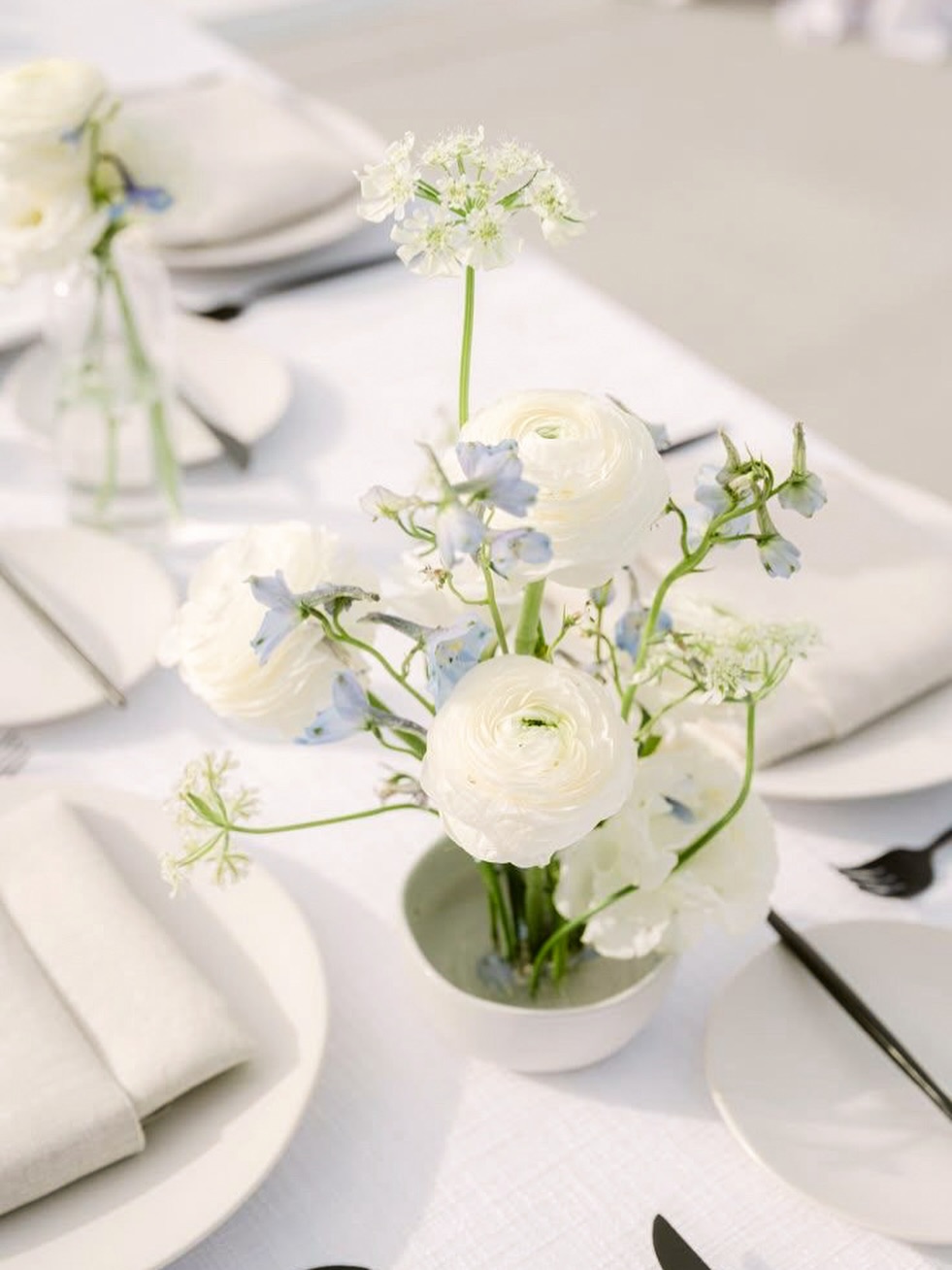 Happy Mother’s Day! 🌷🤍
⠀⠀⠀⠀⠀⠀⠀⠀⠀
Today we celebrate all of the amazing women who gather us around the table and fill our homes with warmth and beauty.
We wish all the mamas a Happy Mother’s Day that’s filled with beautiful moments, fresh flowers, and a deliciously beautiful meal!