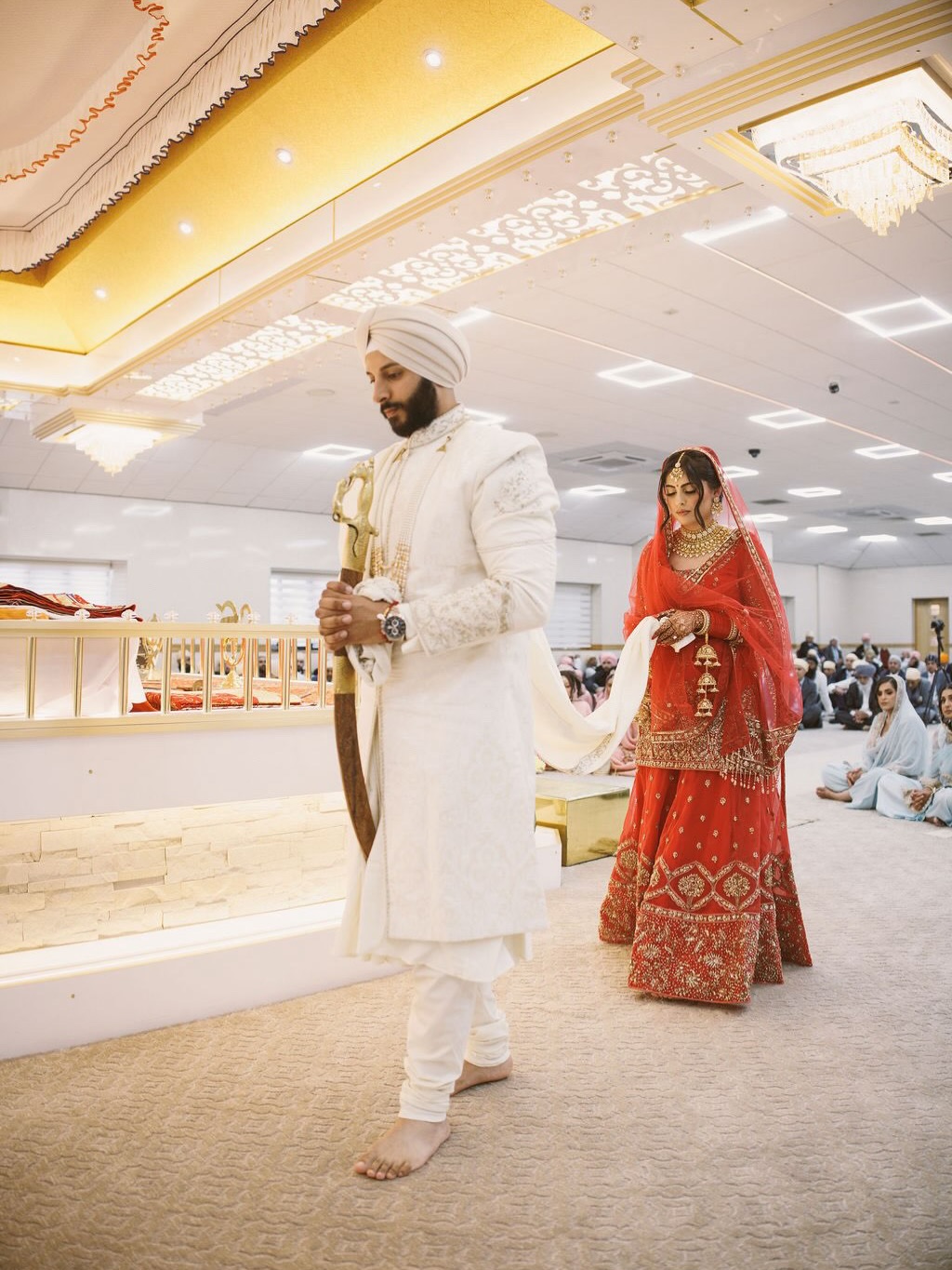 A beautiful bride & groom on their wedding day 🤍✨
Honoured to have our Anand Karaj ceremony programme cards by A & K be part of such a special celebration.
Thanks @sukhbrar_x for choosing us to be part of your big day!
Nothing makes us happier than seeing our work woven into unforgettable wedding moments.
Bride: @sukhbrar_x
Stationery: @aandkart
MUA: @serenaworldwide
Hairstylist: @soni_rai_hairstylist
Mendhi: @divinestylemehndi
Videography: @makeitreel
Photography: @gurvirjohalphotography
Content Creator: @theundercoverguest_
Jewellery: @thekiranjohalcollection
Outfit: @ejaazcoutureaccessories @bibildn
.
.
.
#SouthAsianBride #IndianBrideUK #UKWedding #PunjabiWedding #southasianwedding