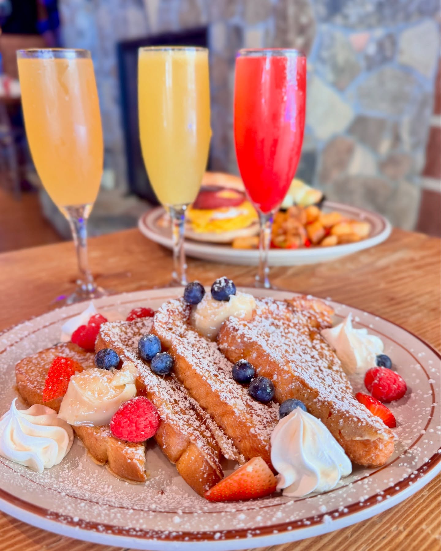 Happy Mother’s Day to all the amazing moms 💐
Join us at The Lodge for brunch, handcrafted cocktails, and a well-deserved celebration. All moms receive a complimentary mimosa or Bloody Mary with the purchase of any brunch item. 🥂
#thelodge #mothersday #downtownfortmyers