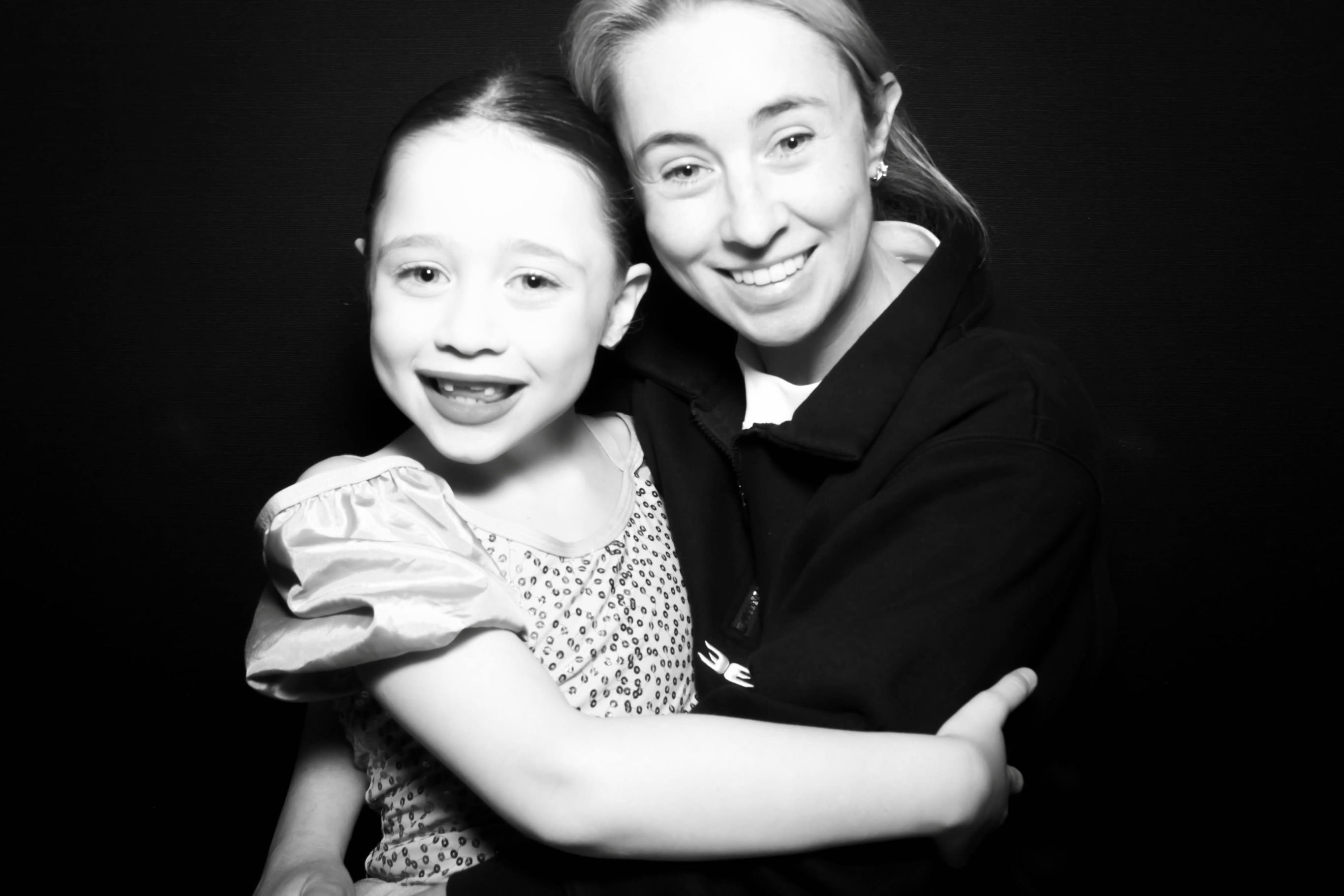 Happy Motherโs Day to all of our incredible dance mums and mother figures ๐ The ones behind the scenes doing the hair, quick costume changes, endless cheering, and everything in between โจ
Thank you for the love, support, patience, and encouragement you give our dancers every single week. Weโre so lucky to have such special mums in our studio whฤnau ๐ซถ๐ผ
We hope youโre having the most beautiful day celebrating you ๐ธ