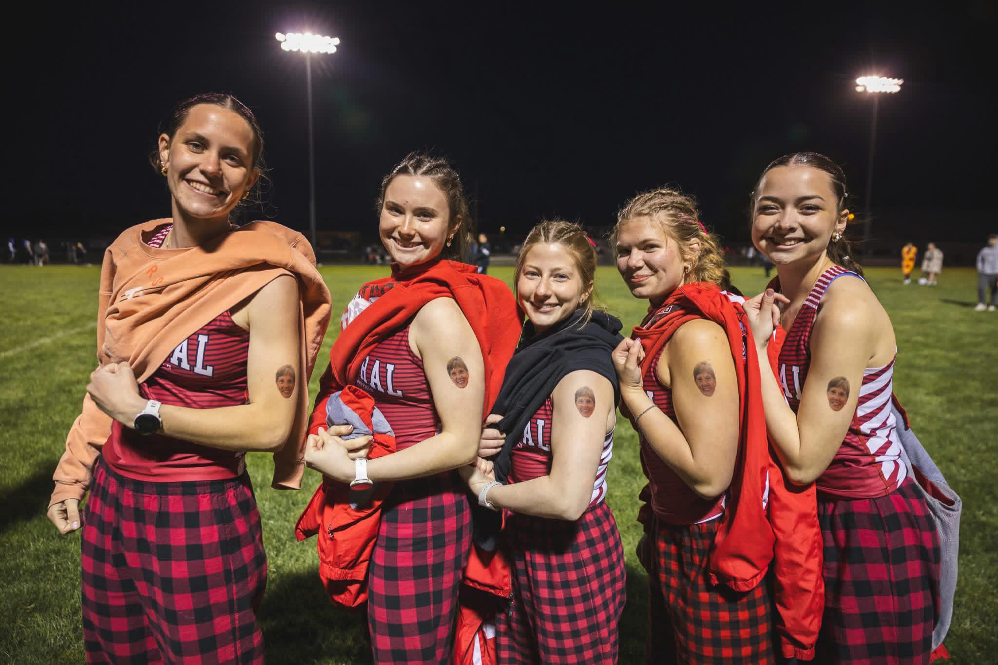 You know you’ve built a strong team culture when athletes willingly walk around with their coach’s face on their arm all night. 😂
The temporary tattoos made their conference meet debut this week, and honestly… commitment level: elite.
Track meets are long. The energy was chaotic. And somehow Coach was still everywhere at once. Literally.
These girls understood the assignment.
#TrackAndField #ConferenceTrackMeet #HighSchoolTrack #TrackGirls #TeamCulture SmallTownSports FridayNightLights TrackSeason CrossCountryKidsDoingTrack TemporaryTattoos CoachLife IowaTrack IowaSports CentralWarriors WarriorNation SportsPhotography StudentAthletes TrackMeetVibes TeamBonding ProfessionallyDrivenProductions