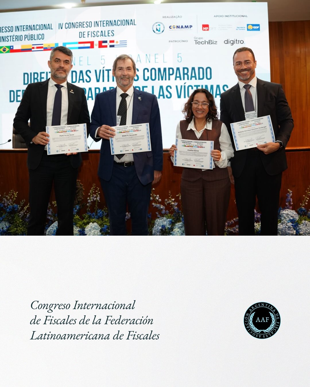 Walter Fernández, vicepresidente primero de la Asociación Argentina de Fiscales, participó del IV Congreso Internacional de Fiscales de la Federación Latinoamericana de Fiscales en Brasilia 🇧🇷
En representación de la AAF, moderó el panel sobre derecho comparado de las víctimas y participó de la reunión del Comité Ejecutivo de la Federación.
Nuestra delegación también intervino en paneles sobre:
✔️ criminalidad organizada
✔️ delitos ambientales
✔️ derechos de las víctimas
✔️ género y discriminación
Durante las reuniones institucionales se aprobaron medidas para fortalecer el funcionamiento de la Federación y avanzar en la actualización del Estatuto regional.
Seguimos trabajando por una justicia más independiente, moderna y articulada regionalmente.
#AAF #MinisterioPúblico #Fiscales #Justicia #SistemaAcusatorio