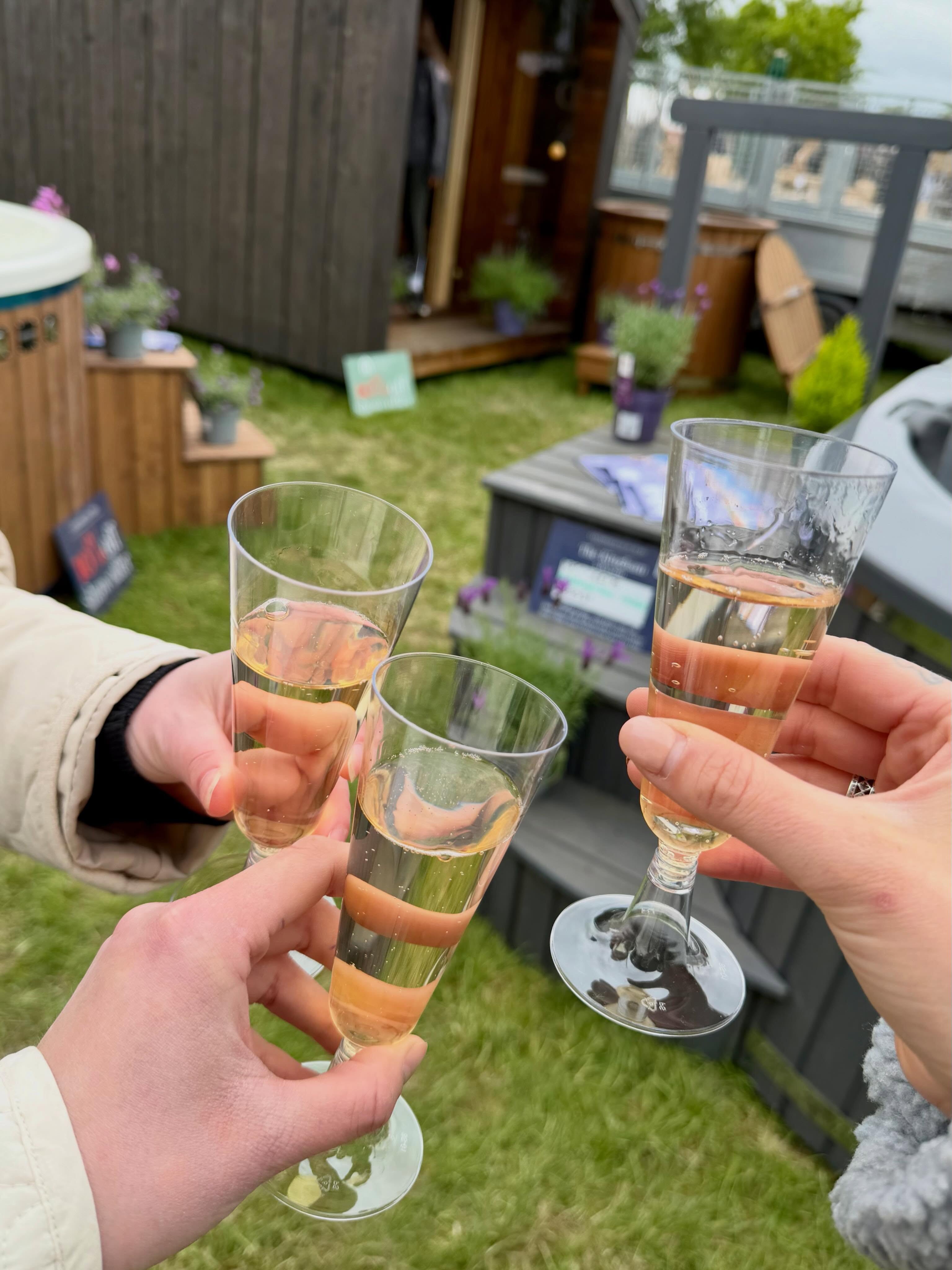 The team have had an absolutely AMAZING few days at @bhorsetrials 🥂 thank you to all customers, new and old, it’s been a pleasure to see you all ❤️ Don’t forget - you have until tomorrow (Monday 11th) at 5pm to secure your exclusive exhibition offers. Contact us for more information ‼️ now for a well earned rest! 💤