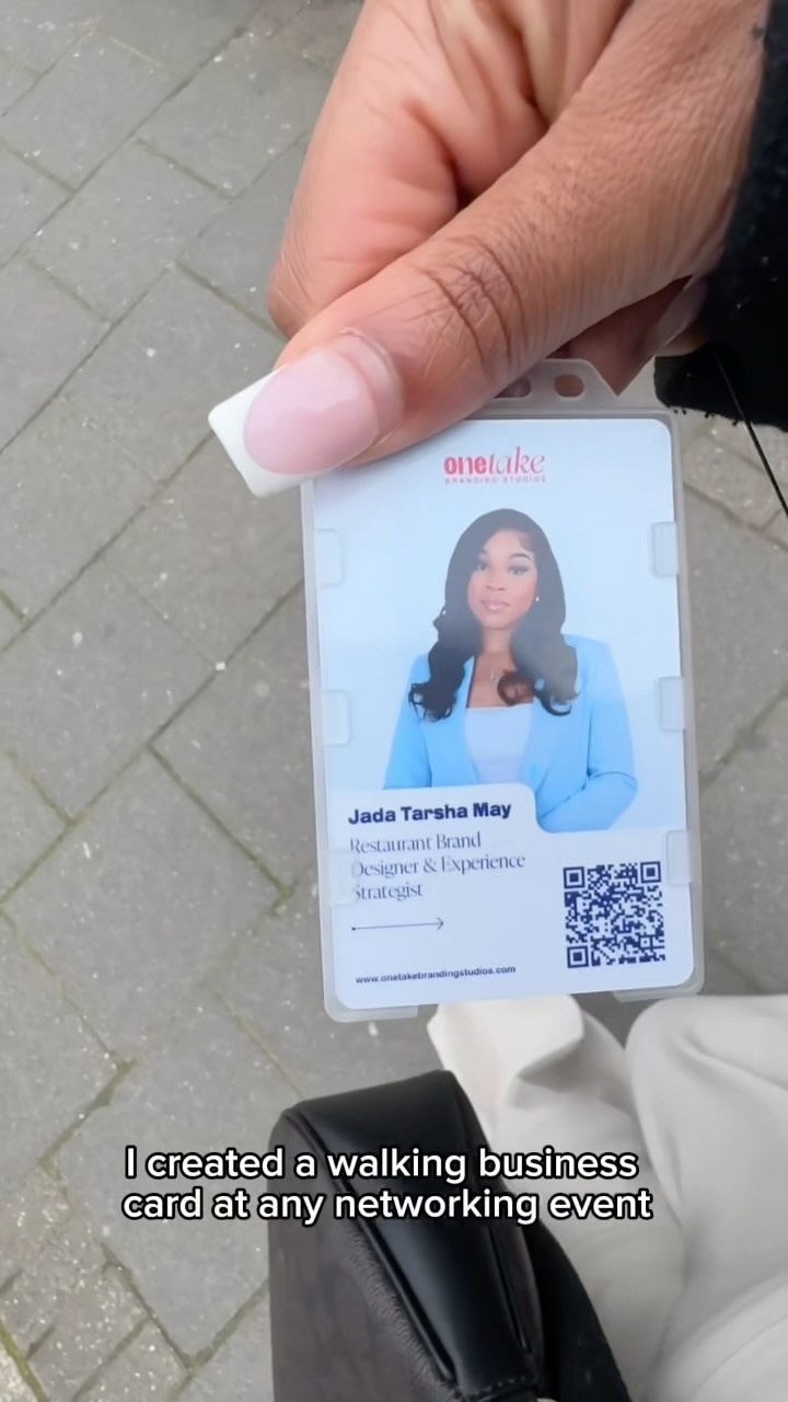 The best networking tool ever! Would highly recommend, it worked great at my last event 🥳
#networkingevents #networkingtips #networkingbusiness #branddesigner #logodesigner
