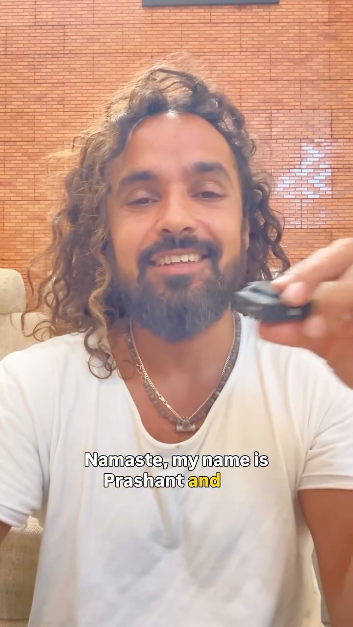Prashant kommt aus dem Mutterland des Yoga und tourt jedes Jahr ein paar Monate durch Europas Yogastudios.
Auch bei uns in Ravensburg ist er seit vielen Jahren ein mit Freude erwarteter Gastlehrer, der auf so sympathische Art seinen großen Yoga-Wissenschatz mit uns teilt.
Es gibt in diesem Jahr drei tolle Workshops mit Prashant:
Workshop1:
Qigong for Yogis: Soft Power & Subtle Strength
Christi Himmelfahrt, 14.5.2026, 9.30 - 12.30 Uhr
Workshop 2:
The Power of Posture: Align, Activate, Awaken
Christi Himmelfahrt, 14.5.2026, 14.00 - 17.00 Uhr
Workshop 3:
The Spine in Motion: Fluid Strength & Intelligent Mobility
Freitag, 15.5.2026, 18.00 - 21.00 Uhr
Alle weiteren Infos über Link in Bio.
Das ist deine Chance tiefer in die transformierende Praxis des Yoga einzutauchen!
#prashanttewatia #yogaraum_ravensburg #divedeeper