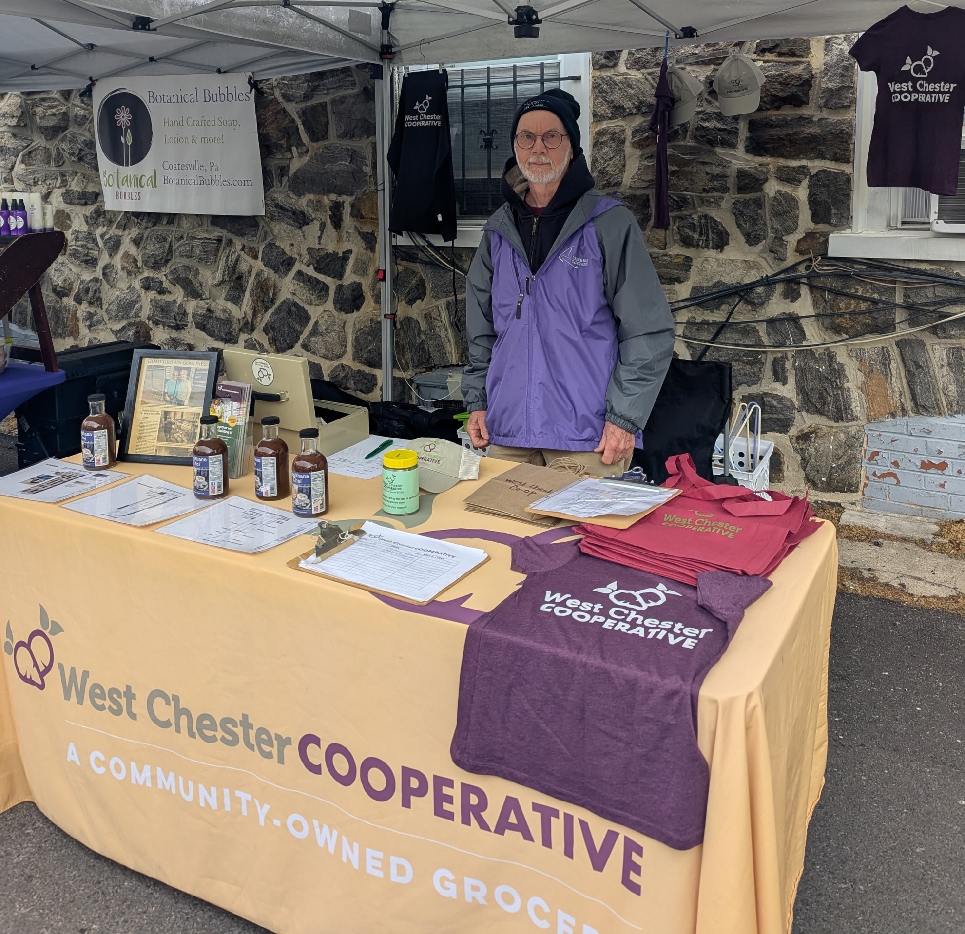 Another super fun day at the WC Saturday Market 💛💜💚
Getting to see and talk with our member-owners is always one of the best ways to start the weekend. There’s just something special about spending a Saturday morning surrounded by people who believe in building a stronger community together. 🥕🏘️
And the West Chester Co-op merch was definitely a hit today! 👏
Aprons, hats, and t-shirts were flying off the table. 💛💜💚
Thank you to everyone who stopped by, said hello, shared encouragement, and continues supporting the vision of a community-owned grocery store in the Borough.
#WestChesterCoop #CommunityOwned #SupportLocal #SaturdayMarket #FoodCoop