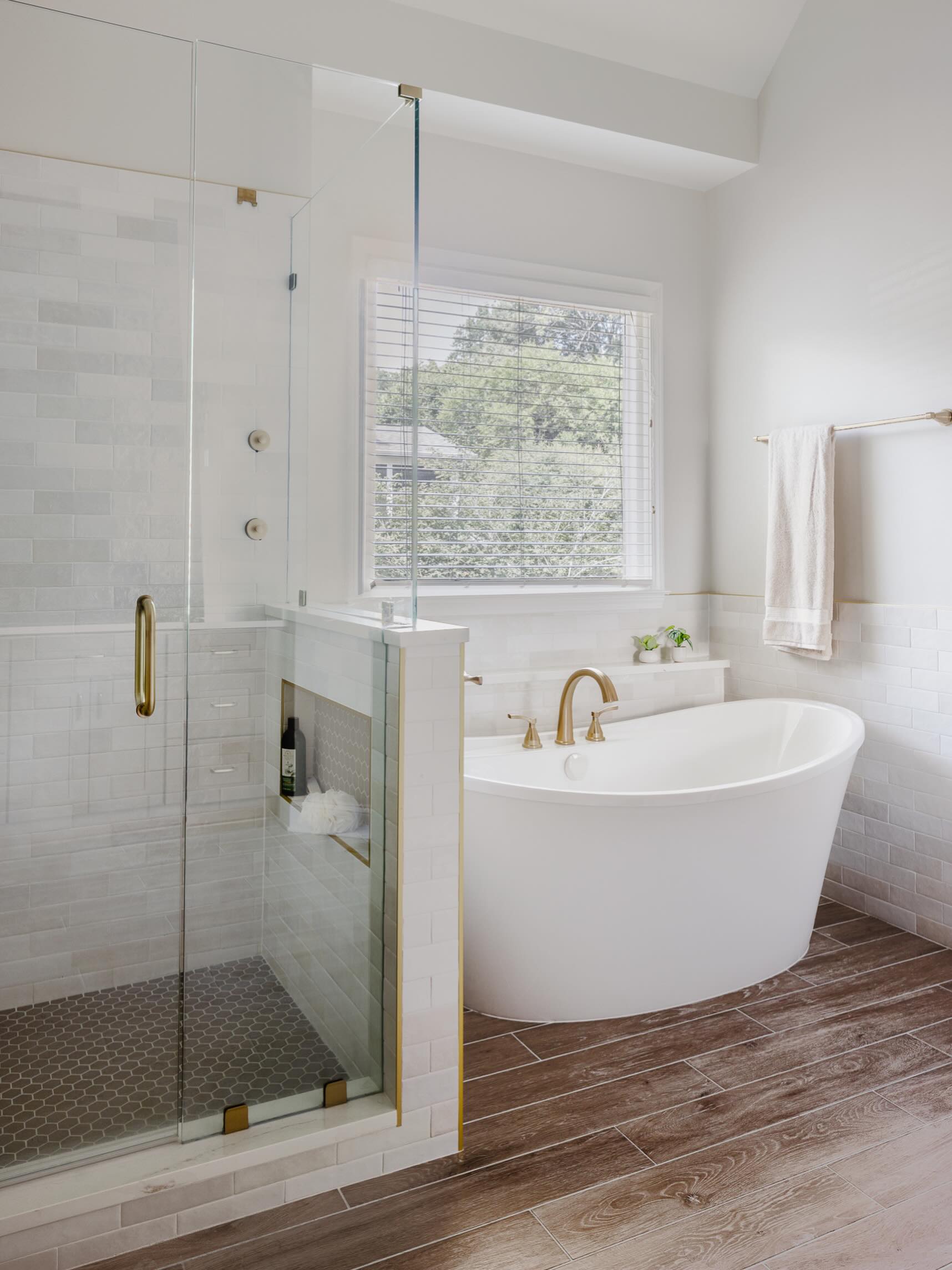 Mornings feel different in a space designed to slow the chaos. ✨
This bathroom remodel was all about creating a calm, functional retreat — soft tones, layered textures, better lighting, and thoughtful storage that makes getting ready feel effortless instead of rushed.
The best renovations aren’t just about how a space looks… they’re about how your home makes you feel every single day.
If your bathroom no longer fits your lifestyle, let’s create something that does.
DM us to start planning your renovation. 🛁