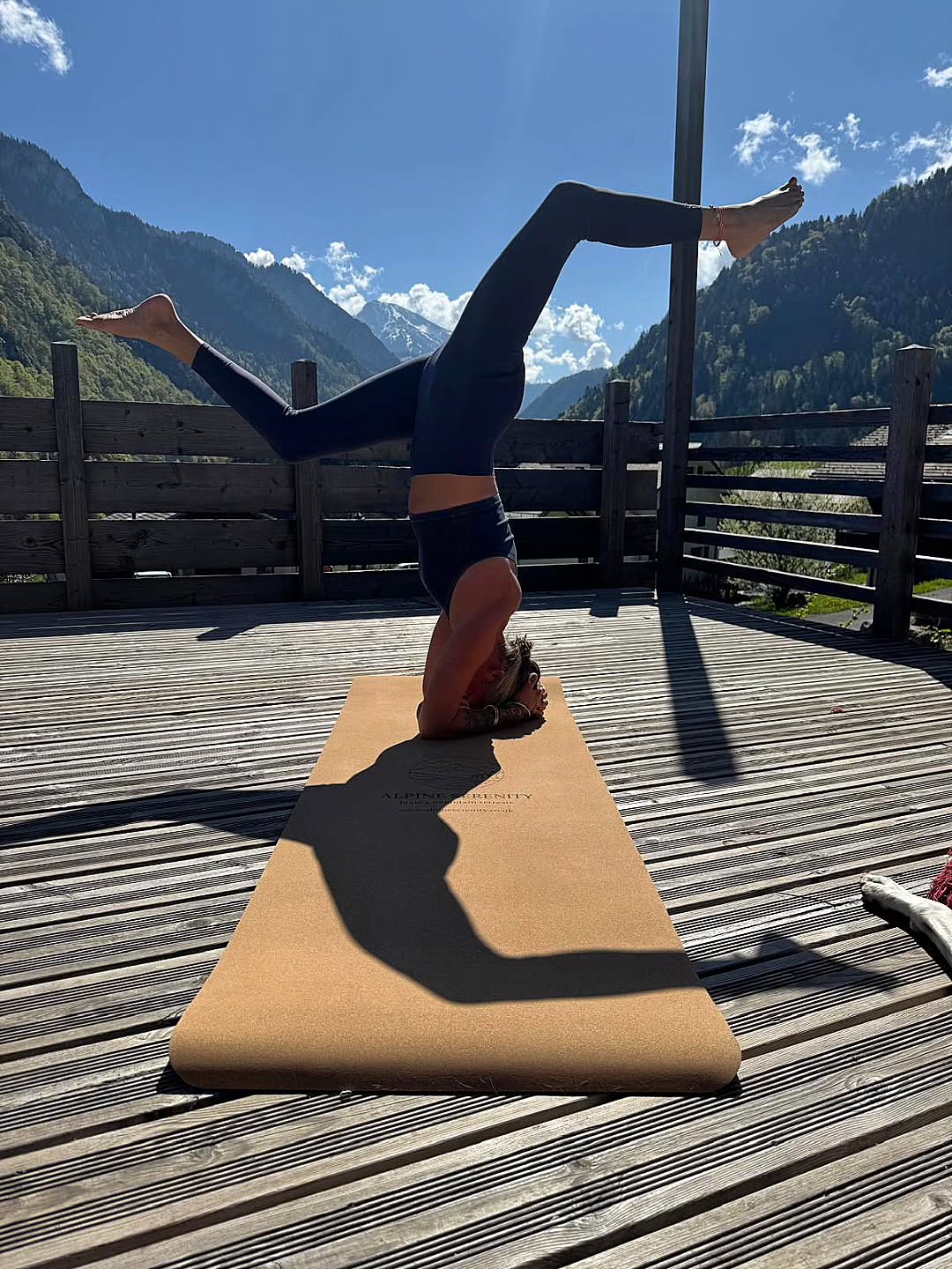 🌸🪷💮 S T E P 🌺 INTO 🌺 S U M M E R 💮🌸🪷
Join us for an afternoon of connection, softness and strength 😁🫶
🌷YOGA total body, balance, release and twist
🌼TONE legs bums tums fitness class
🌷 PILATES intro to reformer class
🌼 15min reflexology or mini pedi
🌷 Aperitif 🥂
Saturday 6th June
13h - 17h
BONNEVAUX
€70