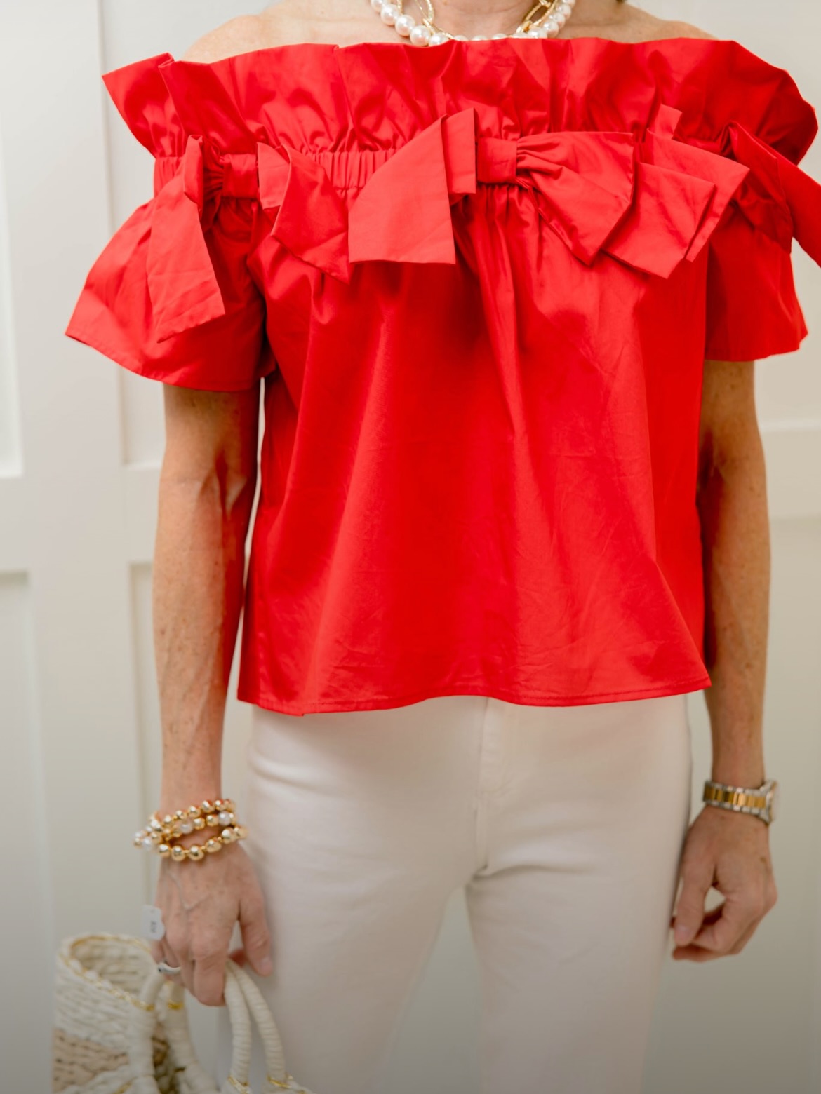 The cutest red top!❤️