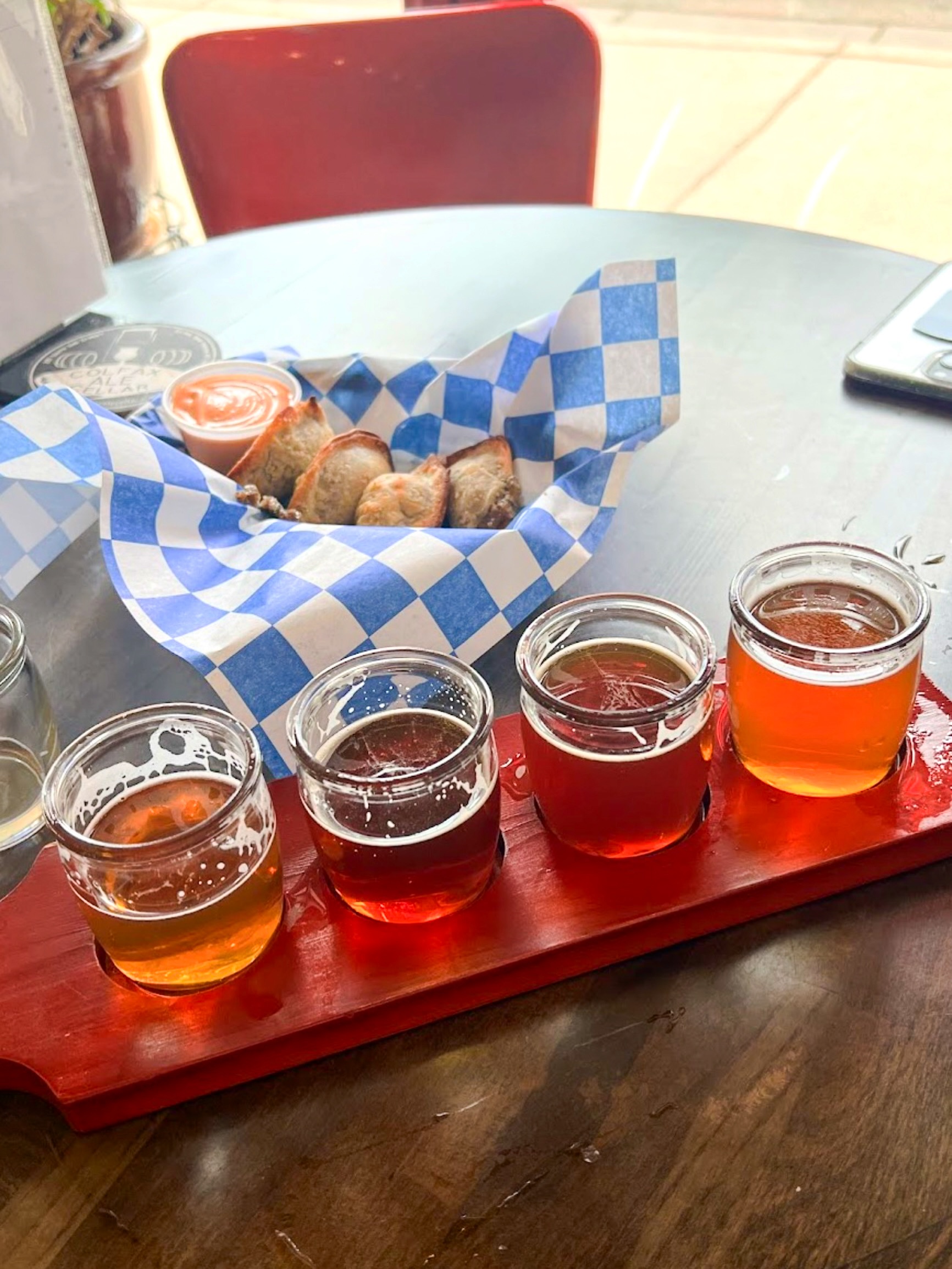 Colfax Ale Cellar is part of the Raton experience! 🥨
Raton is YOUR PASS TO cold pours!🍻
#NewMexicoTrue #NewMexico #RatonNM #ExploreRaton #RatonNewMexico