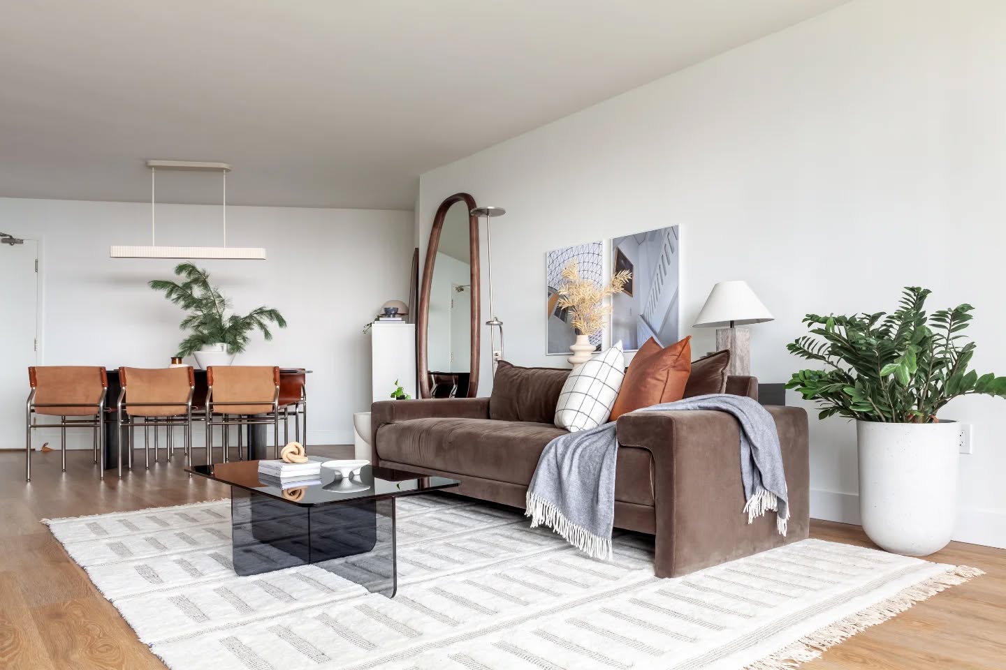 Is a 6 person dining set too excessive for a single person household?
The answer depends on how you live. There is no right or wrong.
Our client enjoys more activities around the dining table so a large surface area and more seating is the perfect solution for what he needs.
-
#aloeprojectharbourfront
#diningroom