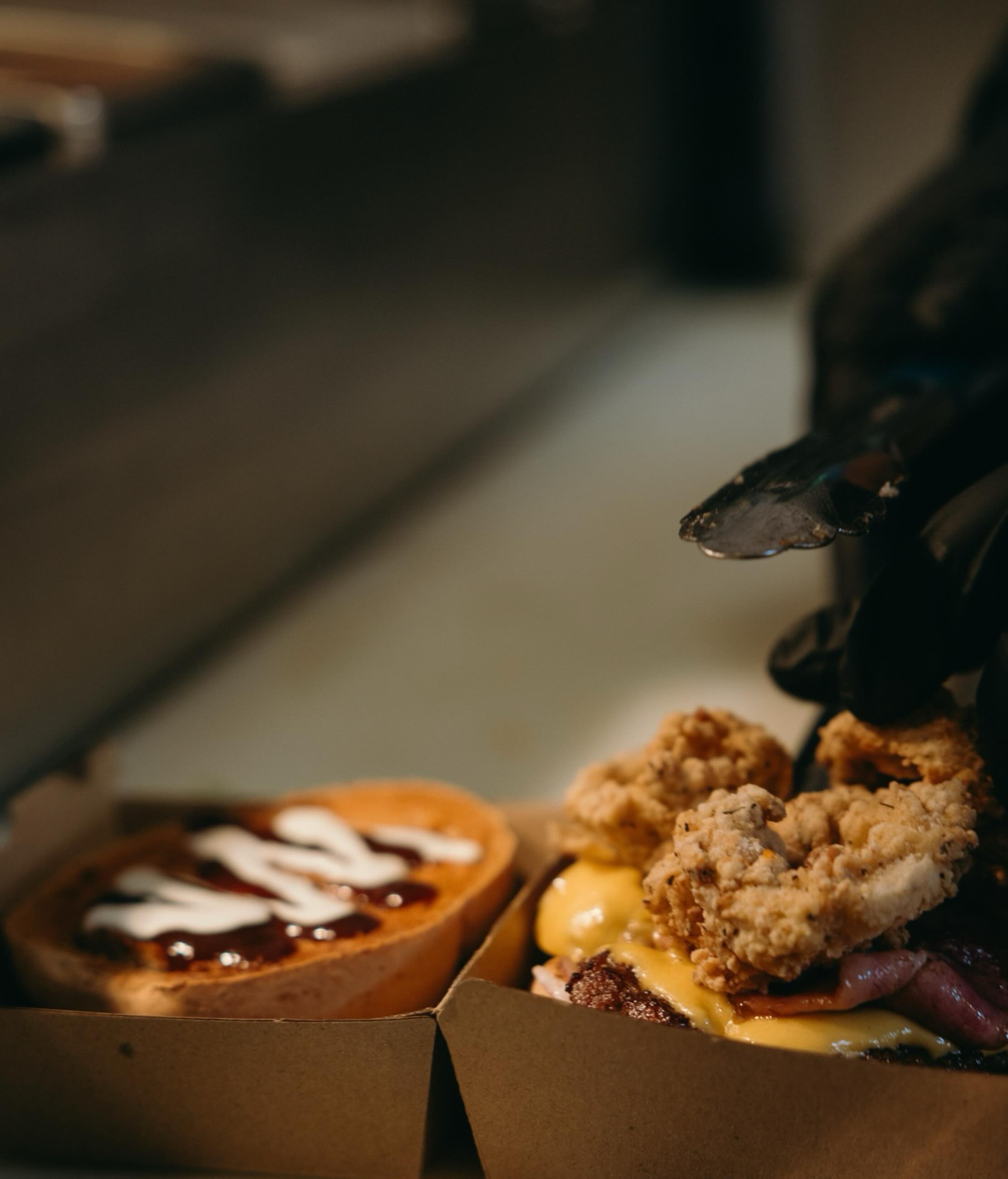 It’s Tuesday and we are back open, hallelujah!
Home delivery from 5pm, link in bio.
#burgerbar #burgers #homedelivery #hallelujai