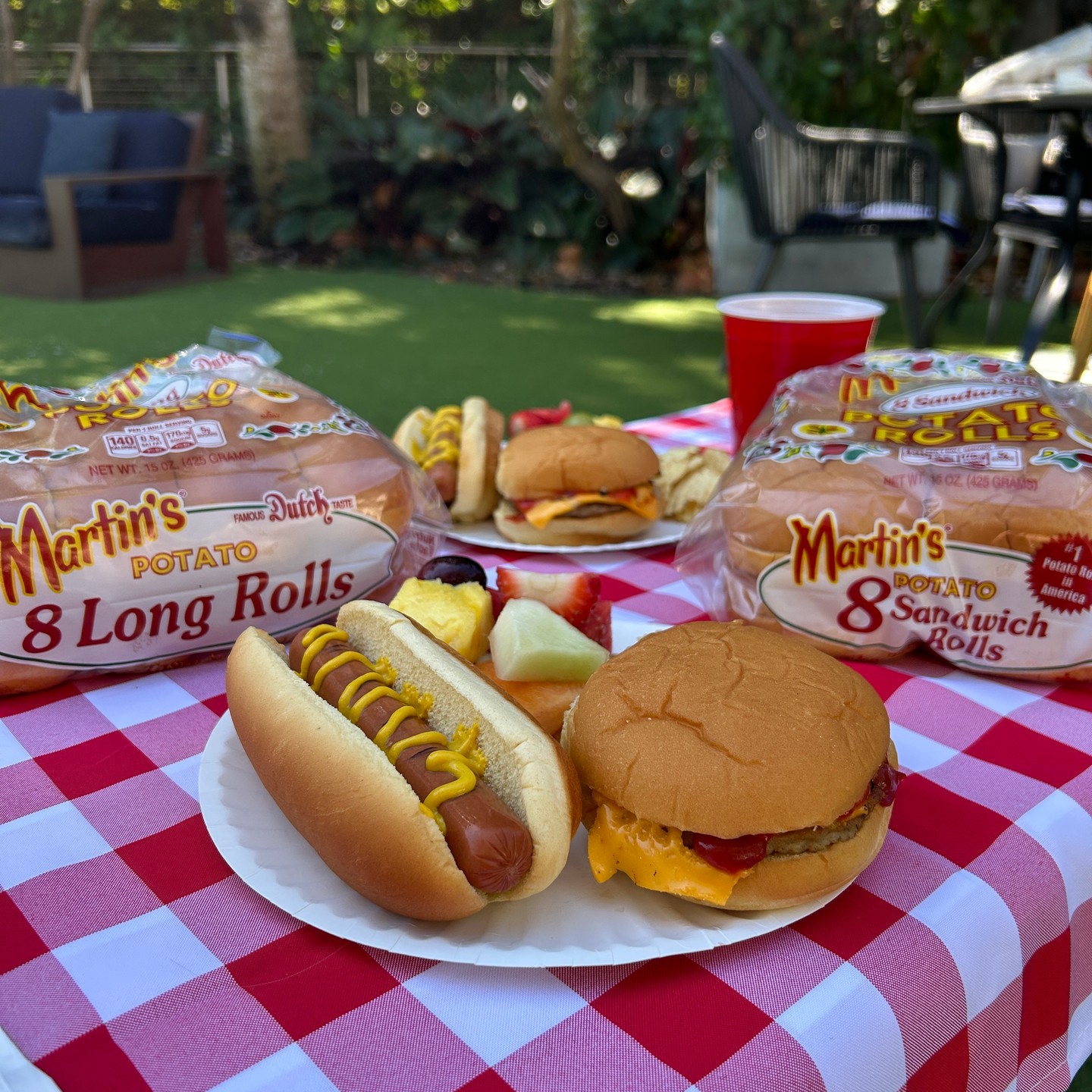 This Summer Fun Season Friday, we're bringing the tropical vibes to you from South Beach, Miami! 🌴🌺
Gather your crew for a cookout adventure wherever you are! And don't forget to enter for your chance to win a Summer Fun Season Cookout Prize Pack (complete with Martin's Sandwich Potato Rolls, Martin's Long Potato Rolls, vibrant decor, exclusive swag, and more!) at MartinsSummerFun.com!
☀️Check the link in our bio to enter for your chance to win daily and to get delicious cookout-ready summer recipes!
📍Be sure to tune in next Friday to see where our coast to coast adventure takes us!
#MartinsSummerFun #SummerFunSeason #CoastToCoast #ItsAllAboutTheBun #potatorolls #sweepstakes