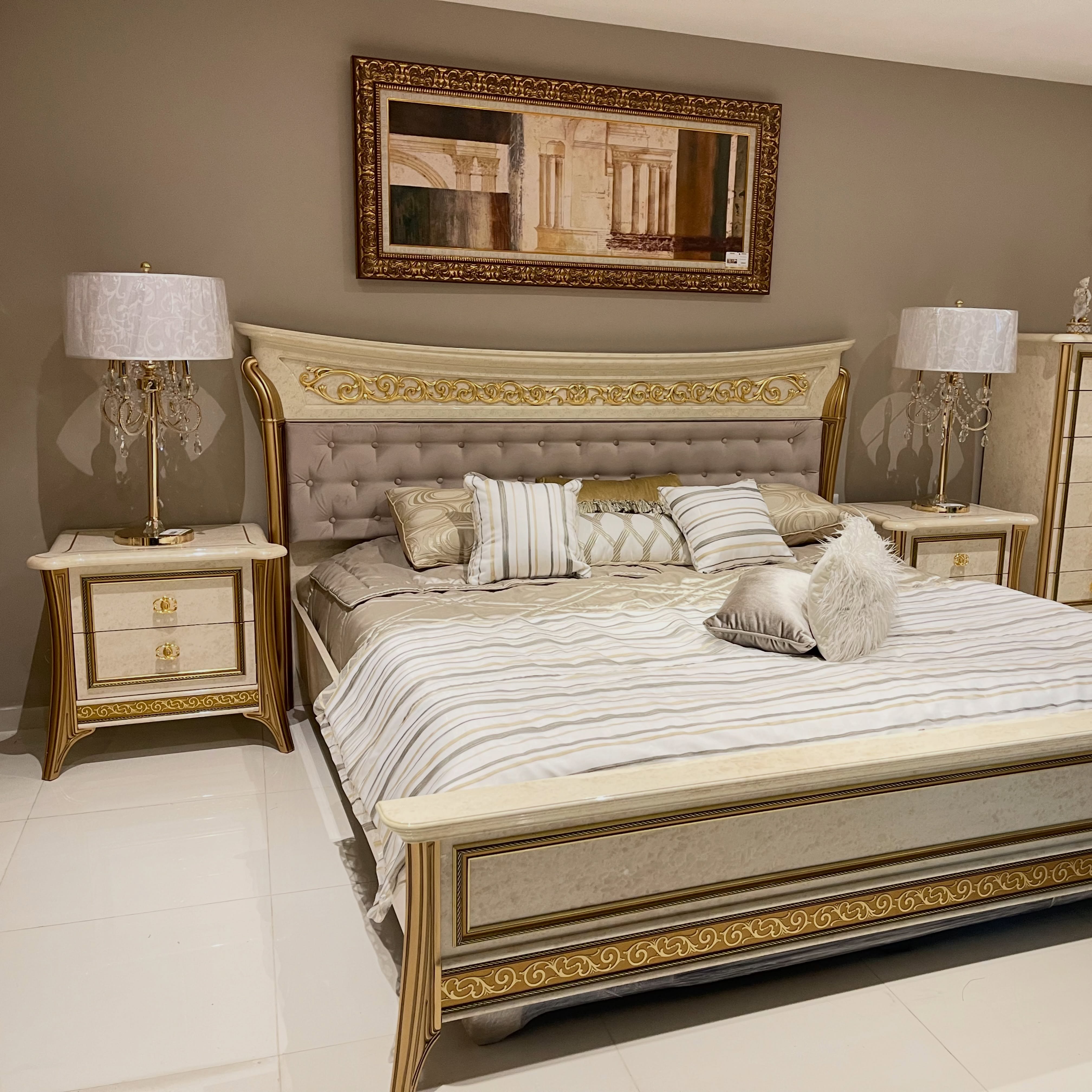 Recámara Colección Melodía 🇮🇹
🌐 https://www.dortizmuebles.com
📲 https://wa.me/523314096151
TE ESPERAMOS EN NUESTRAS SUCURSALES:
📌SUCURSAL ZAPOPAN
Av. Patria No. 603 Esquina Aldous Huxley
Colonia Jardines Universidad
Zapopan, Jalisco México.
Cel Ventas 33 2612 1670
📌SUCURSAL NAUCALPAN
Periférico Blvd. Manuel Avila Camacho No.550
Naucalpan de Juárez, Edo Mex.
Cel Ventas 55 6086 6314
#dortizmuebles #mueblesdeitalia #mueblesimportados #mueblesitalianos