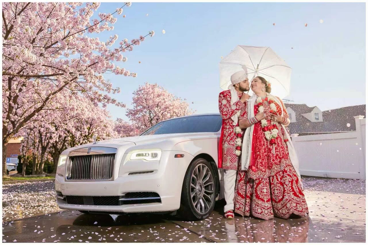 A royal moment beneath cherry blossoms — where love blooms in every season 🌸❤️
@_aliciaaa_r
@datbwoy_danny_04
#marryyouwedding #wedding2026 #luxuryweddings #cherryblossom #weddingphotography